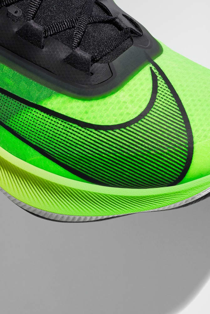 Nike Zoom Fly。精选Zoom Fly 3-NIKE 中文官方网站