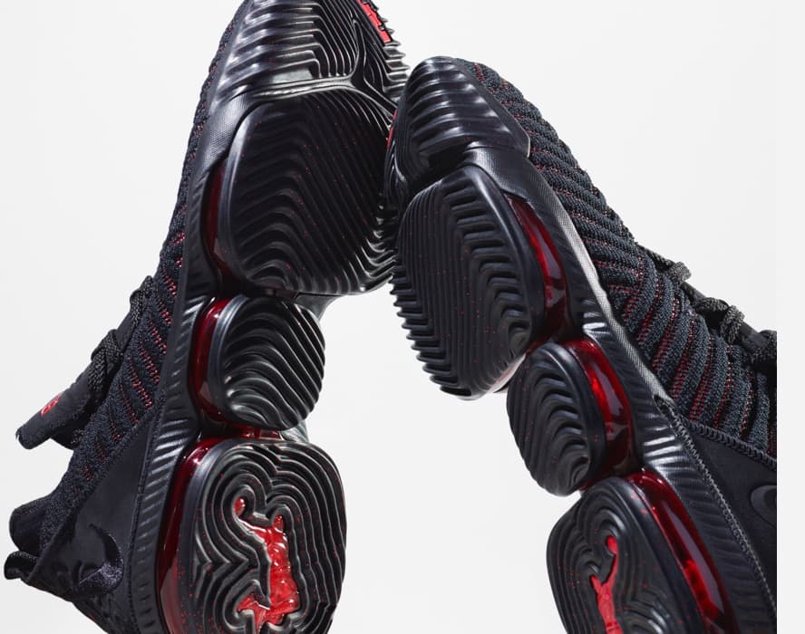 youth nike lebron 16