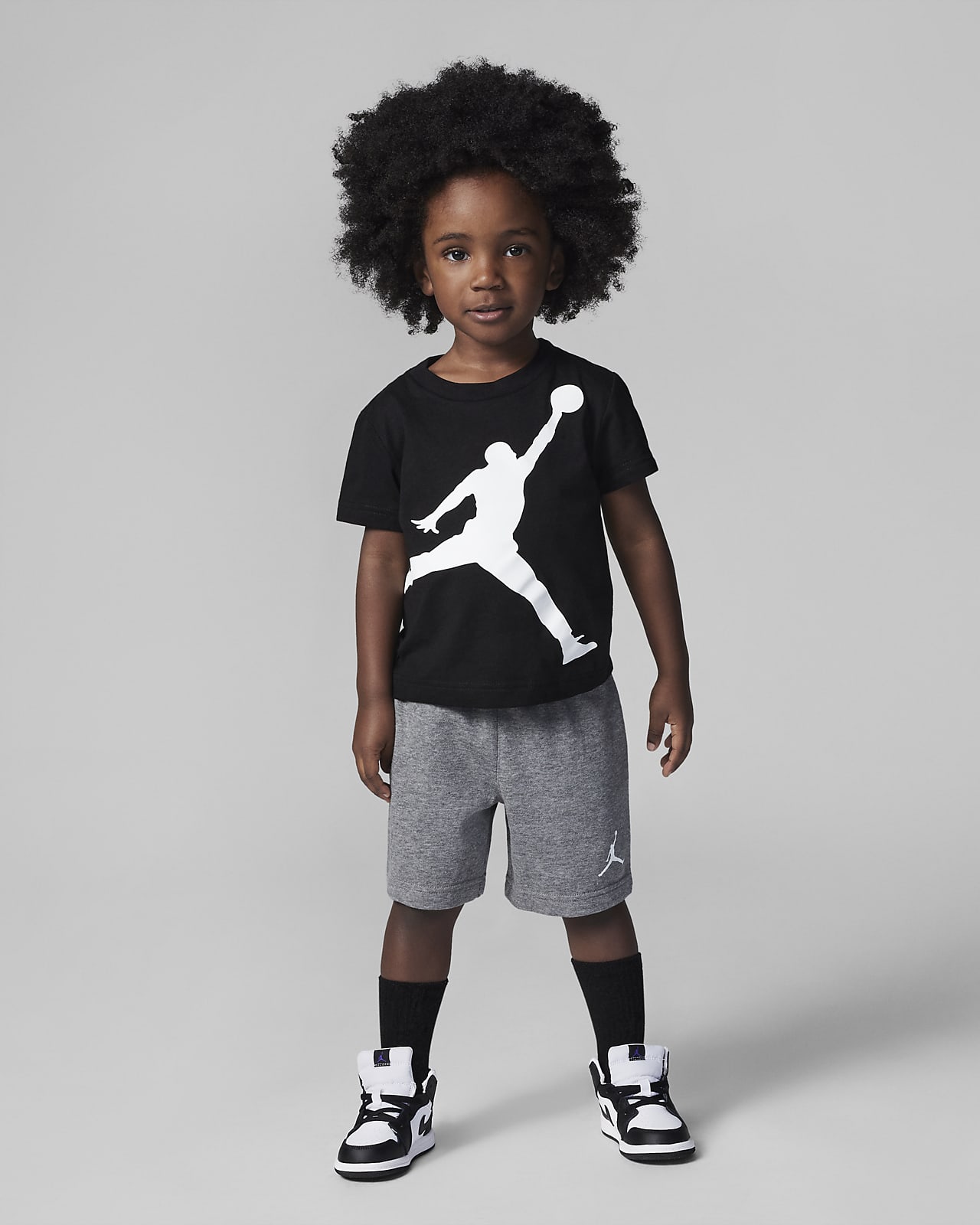 Jordan Jumbo Jumpman 婴童T恤和短裤套装