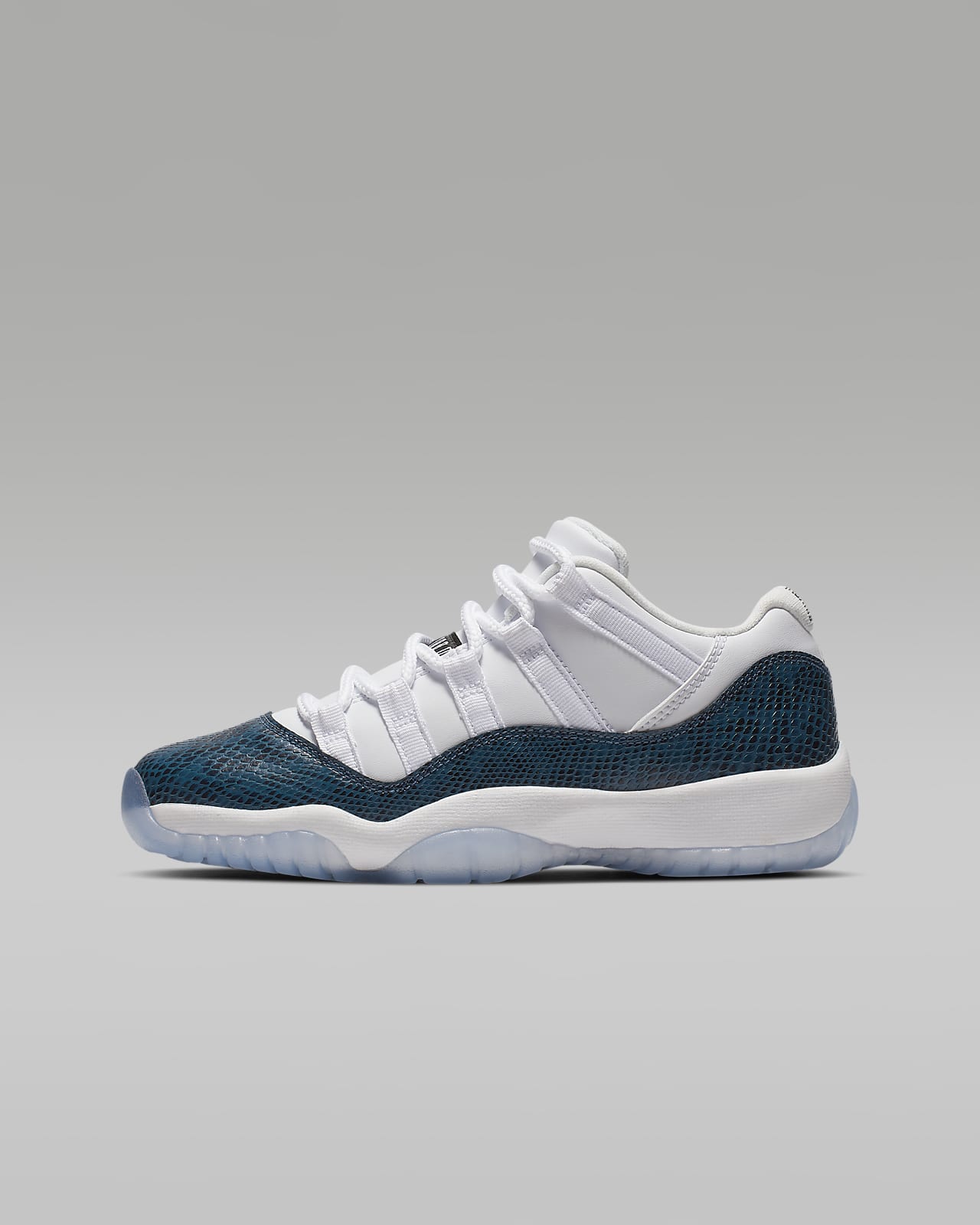 Air jordan 11 retro low le gs top