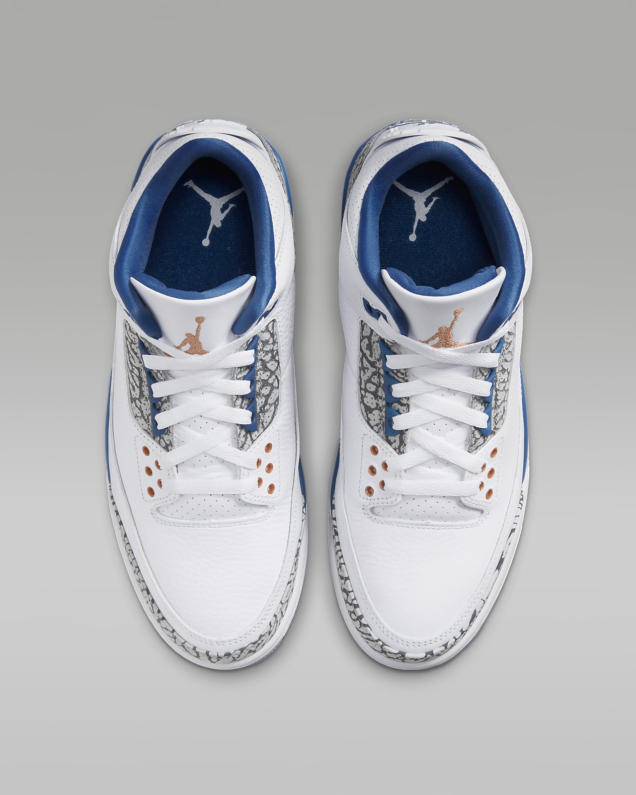 Jordan shoes outlet under 3000