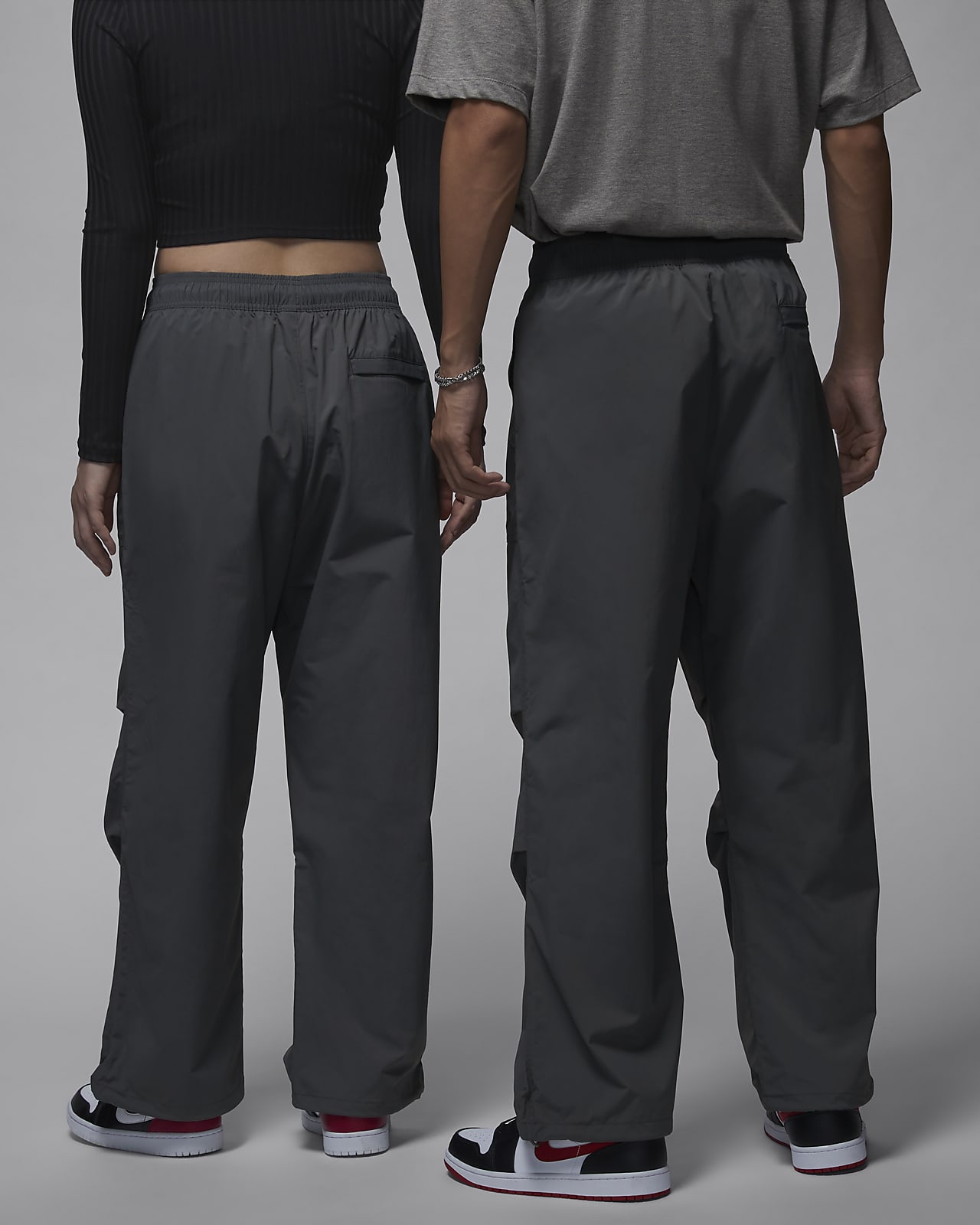 Jordan Essentials 运动巴恩风男子拒水梭织长裤-NIKE 中文官方网站