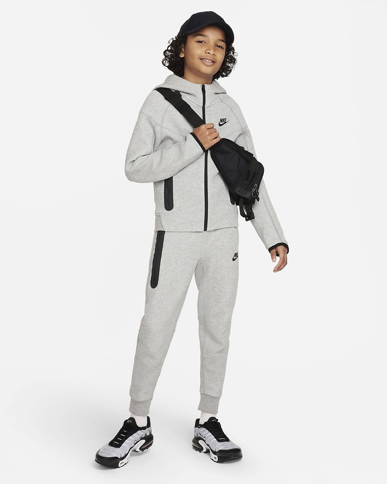 Nike Sportswear Tech Fleece 大童（男孩）全长拉链开襟连帽衫-NIKE