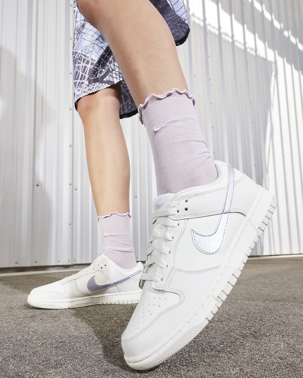 Nike Dunk Low ESS Trend 女子运动鞋-NIKE 中文官方网站