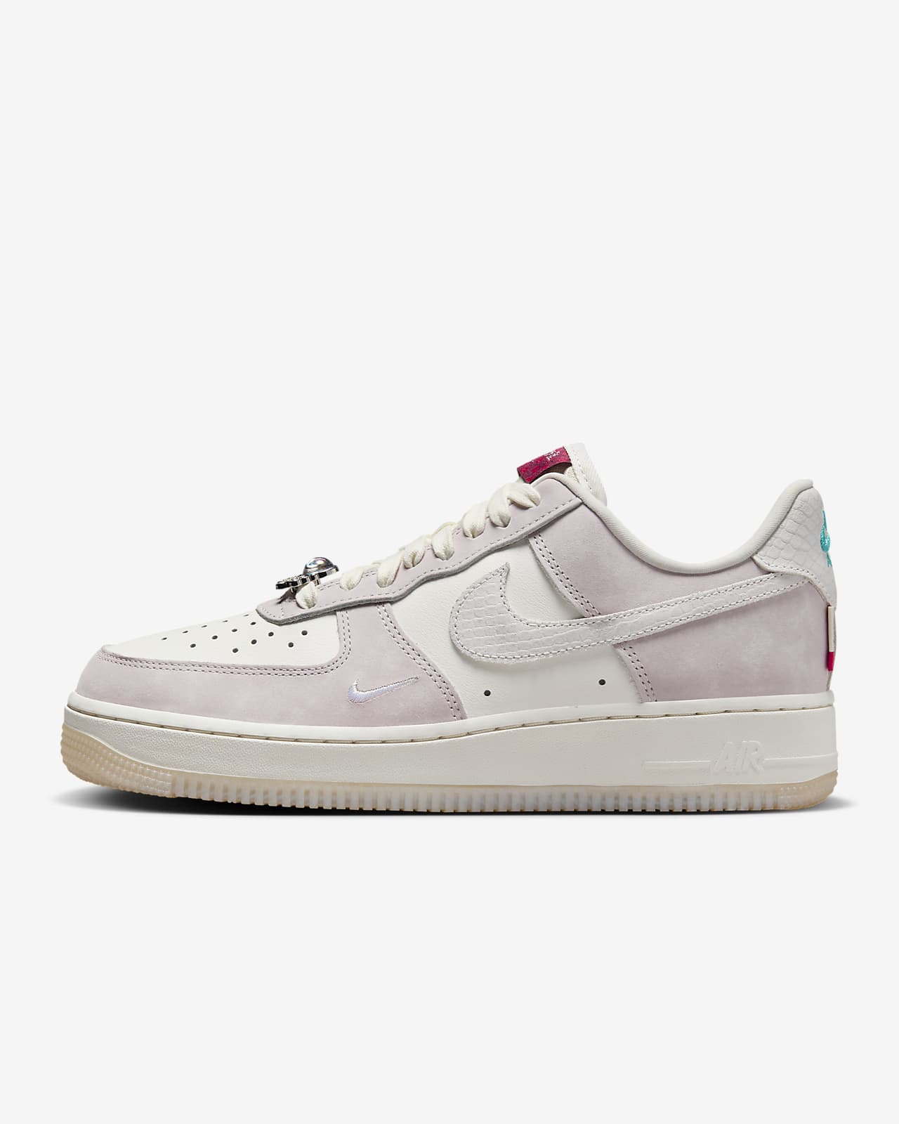 Nike Air Force 1 '07 LX 女子空军一号运动鞋-NIKE 中文官方网站