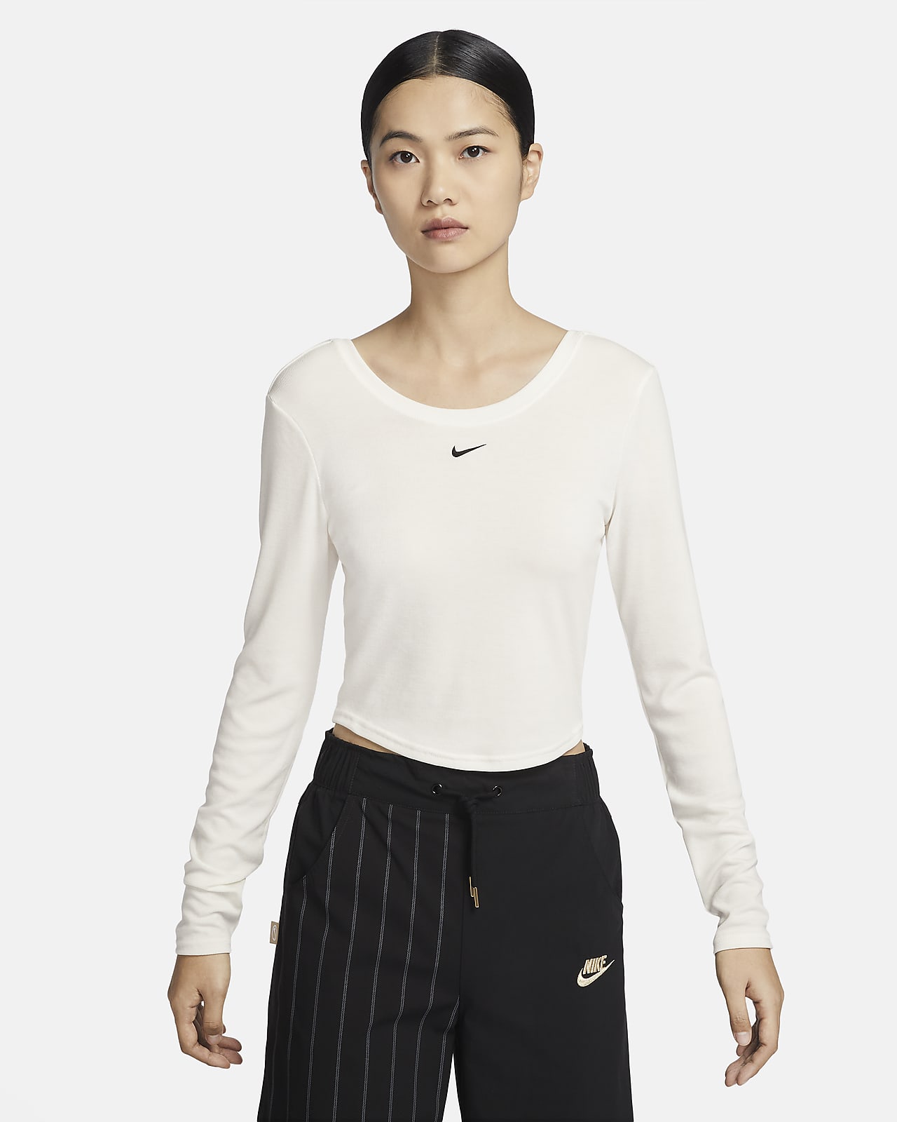 Nike Sportswear Chill Knit 女子紧身大圆领低背长袖细罗纹上衣