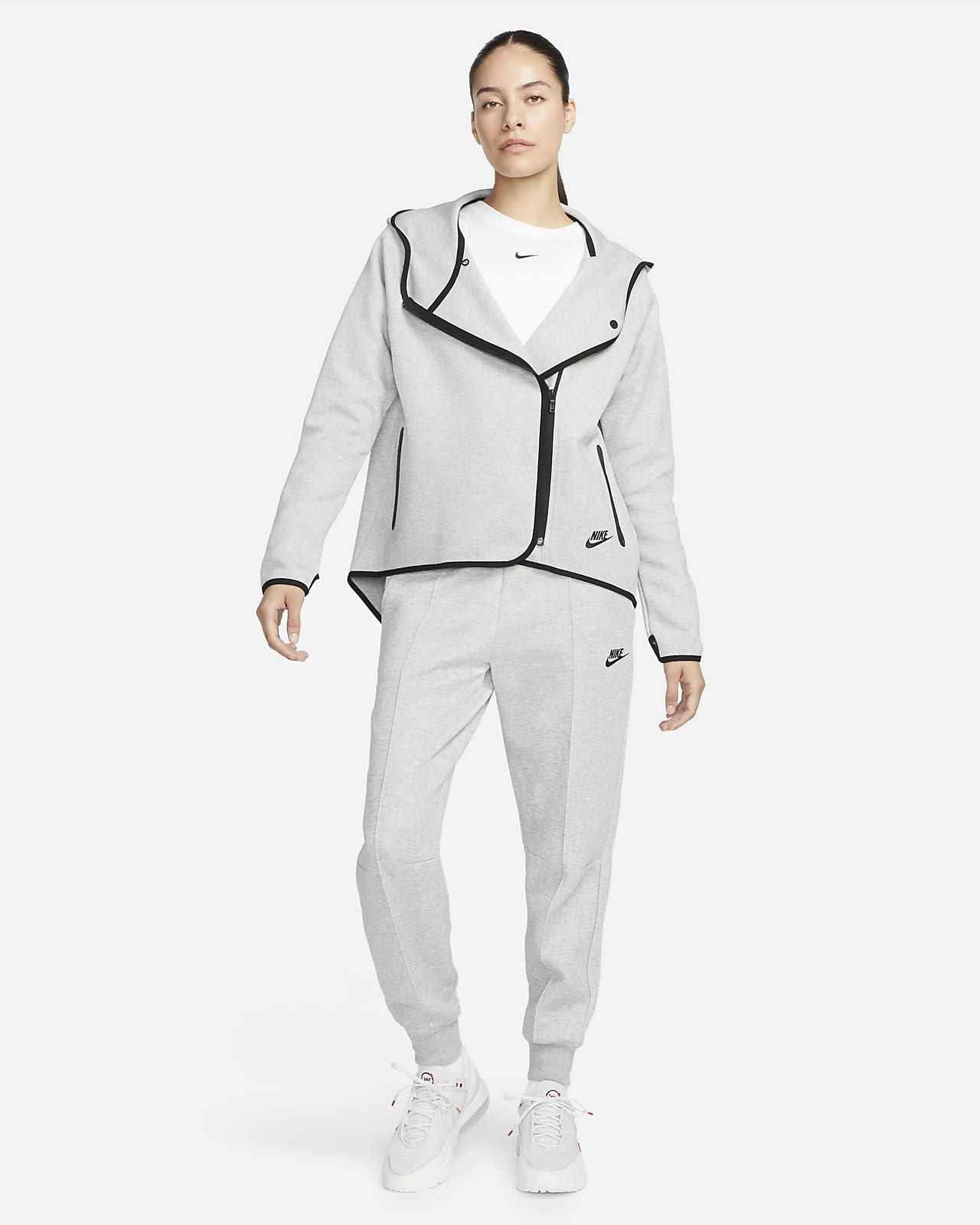 Nike Sportswear Tech Fleece 女子外套-NIKE 中文官方网站