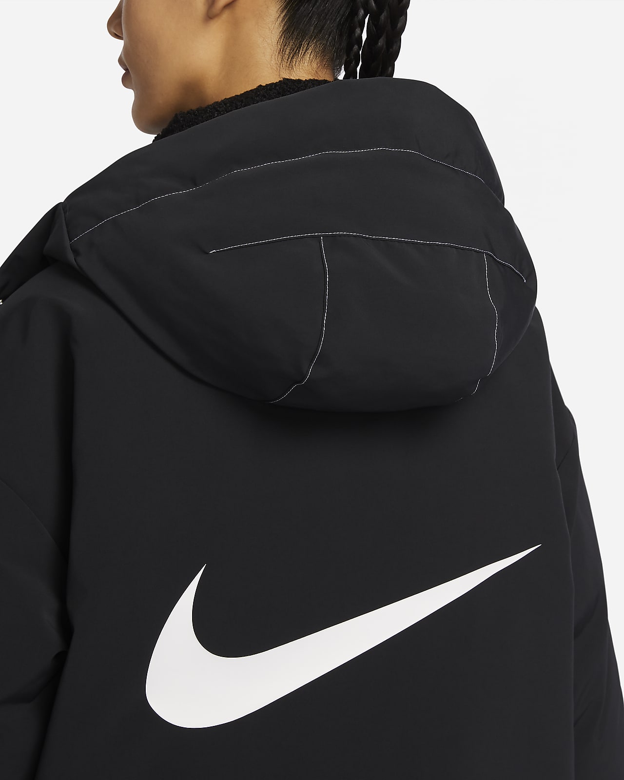 Nike Sportswear Swoosh Storm-FIT 女子Oversize 风防风拒水羽绒连帽外套-NIKE 中文官方网站