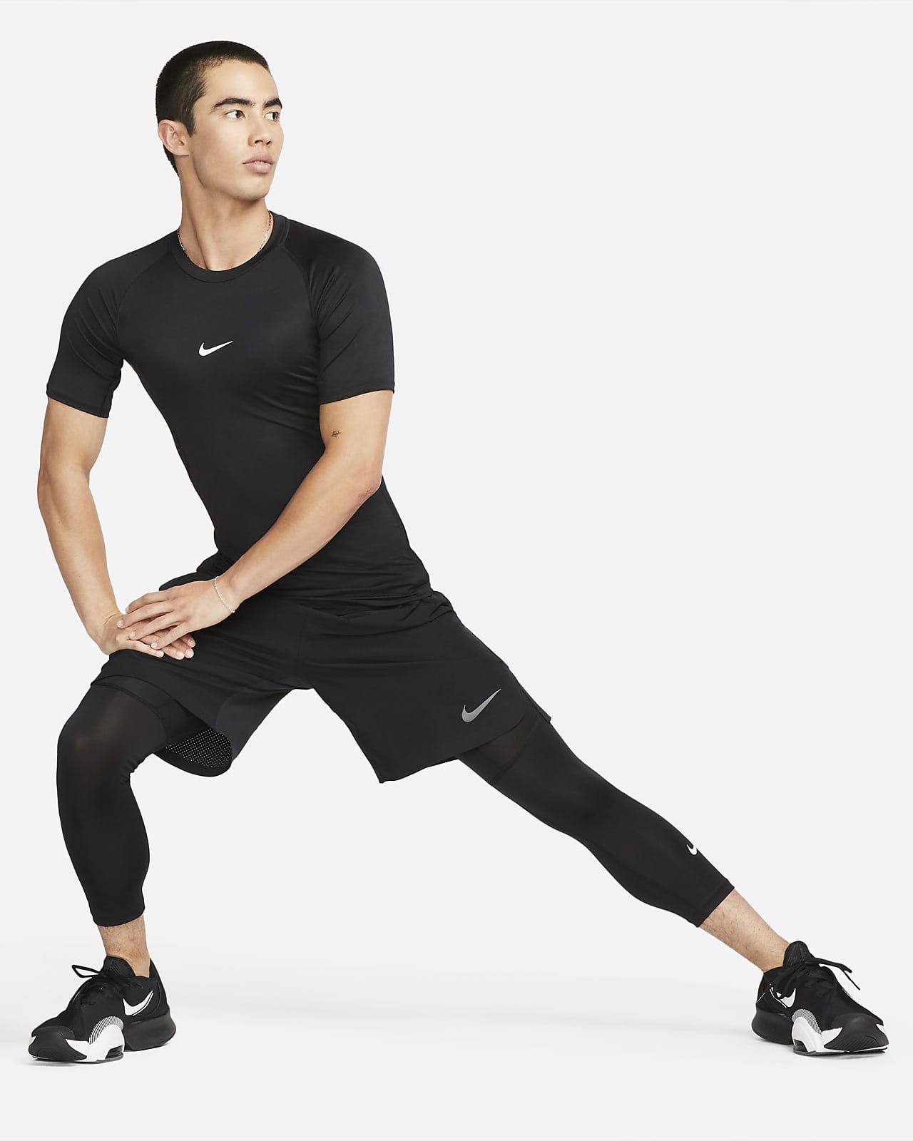 Nike Pro Dri-FIT 男子速干紧身短袖训练上衣-NIKE 中文官方网站