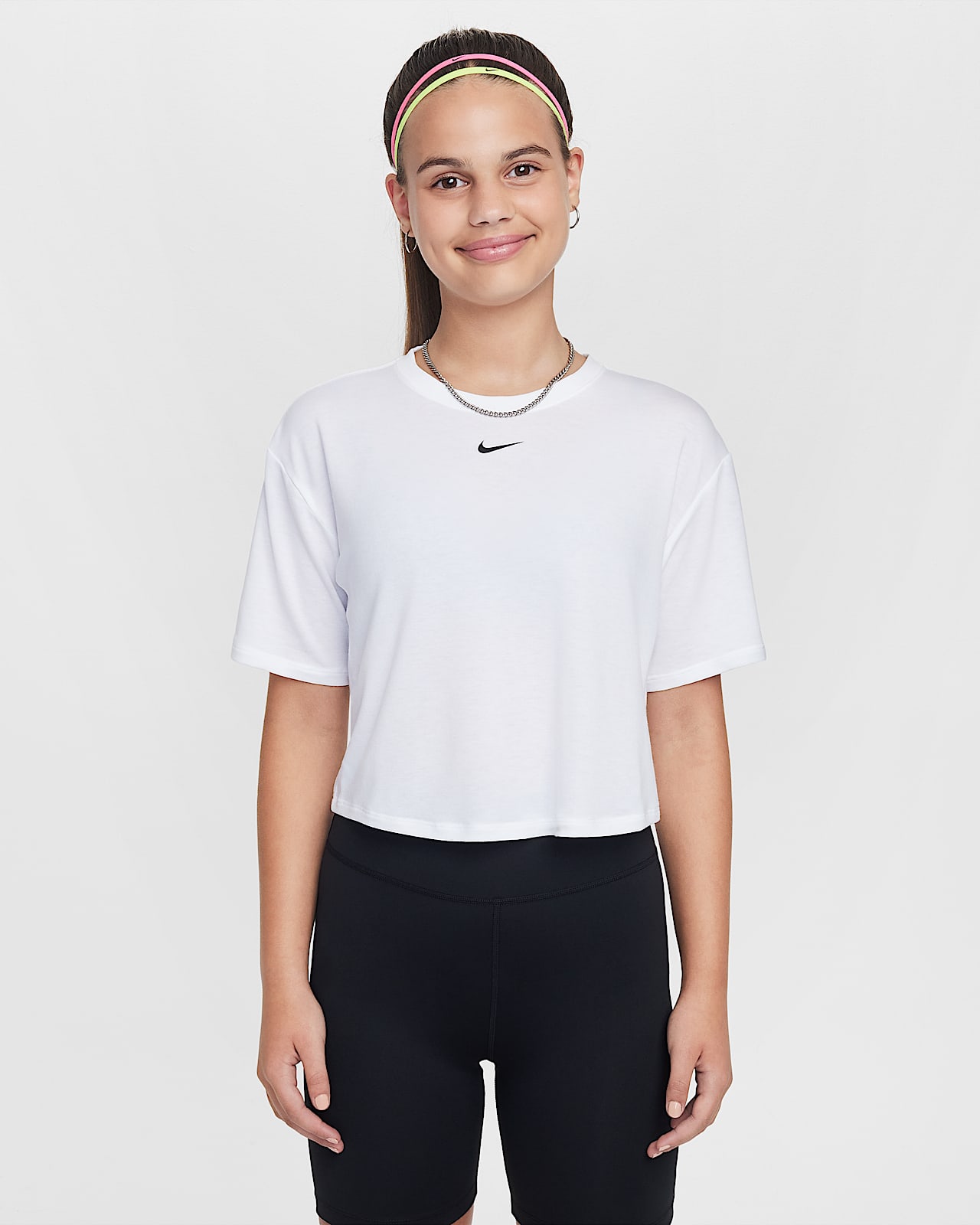 Nike One Relaxed Dri-FIT 大童（女孩）透气速干短袖上衣
