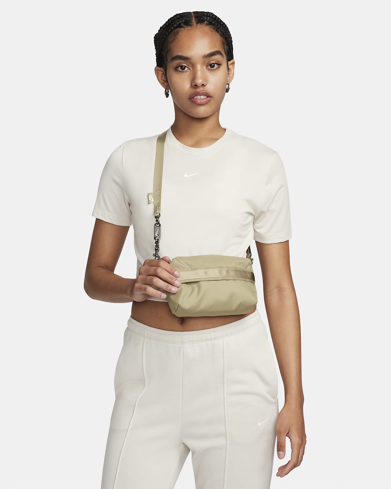 Nike Sportswear Futura Luxe 女子单肩包