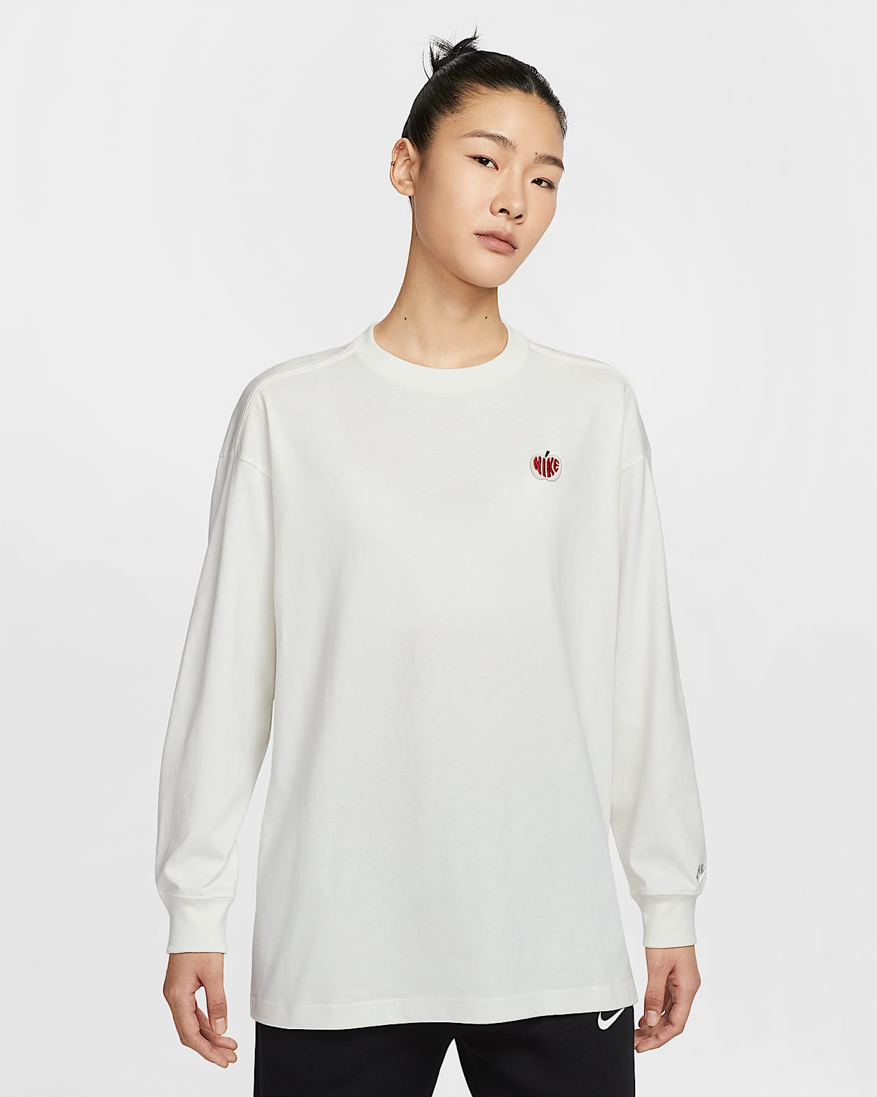Nike Sportswear 情人节女子Oversize 风长袖上衣-NIKE 中文官方网站