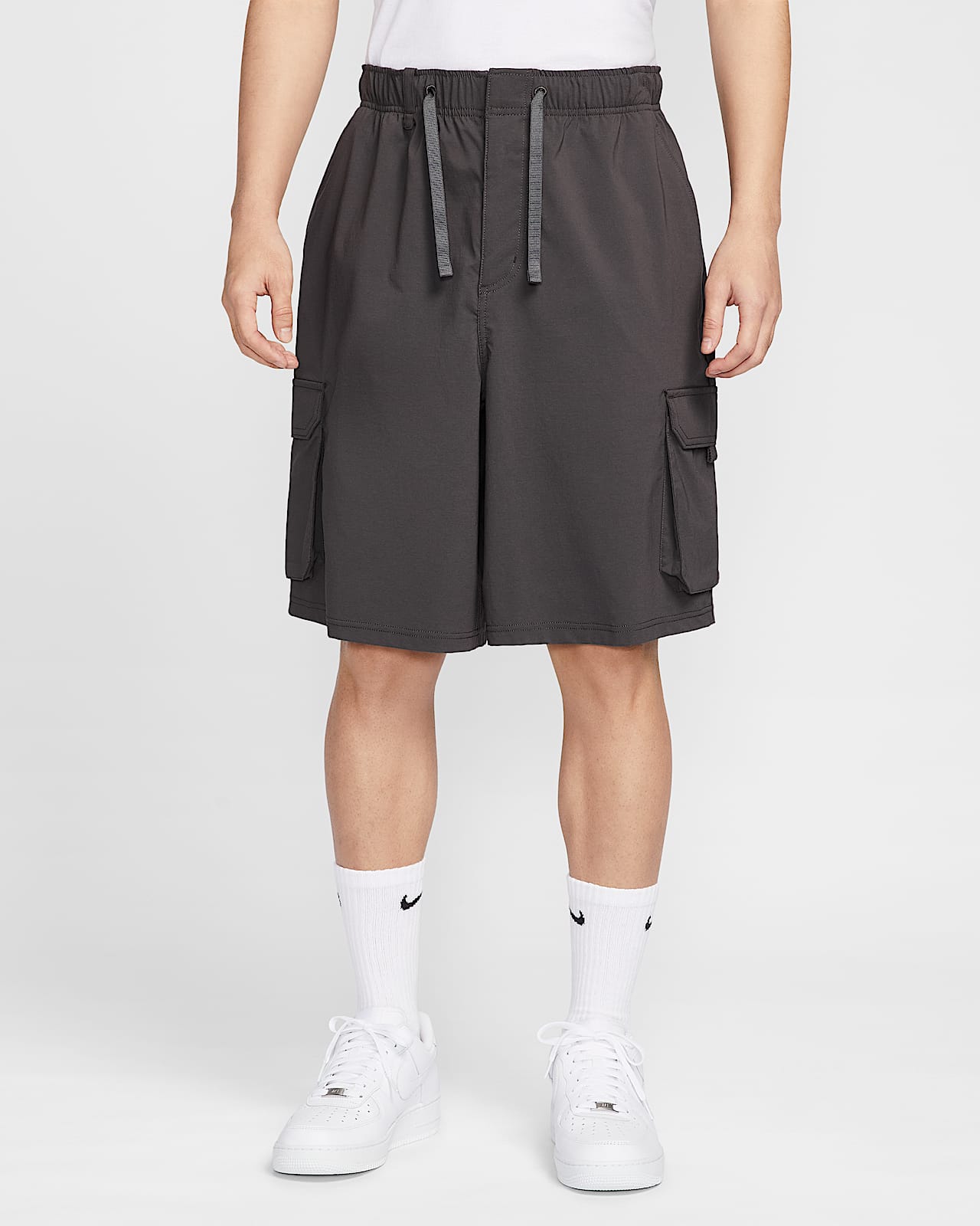 Nike Sportswear Kearny Dri-FIT 男子速干工装滑板短裤