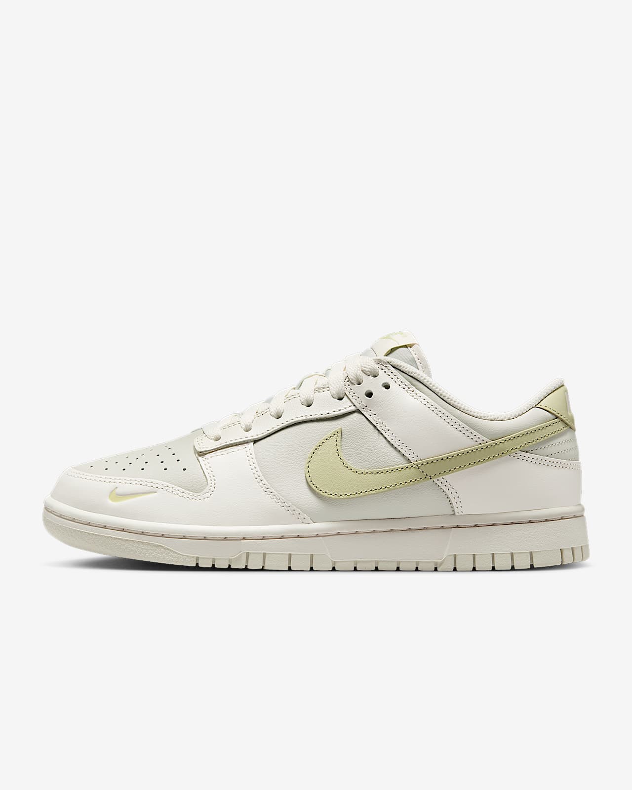 Nike Dunk Low 女子运动鞋