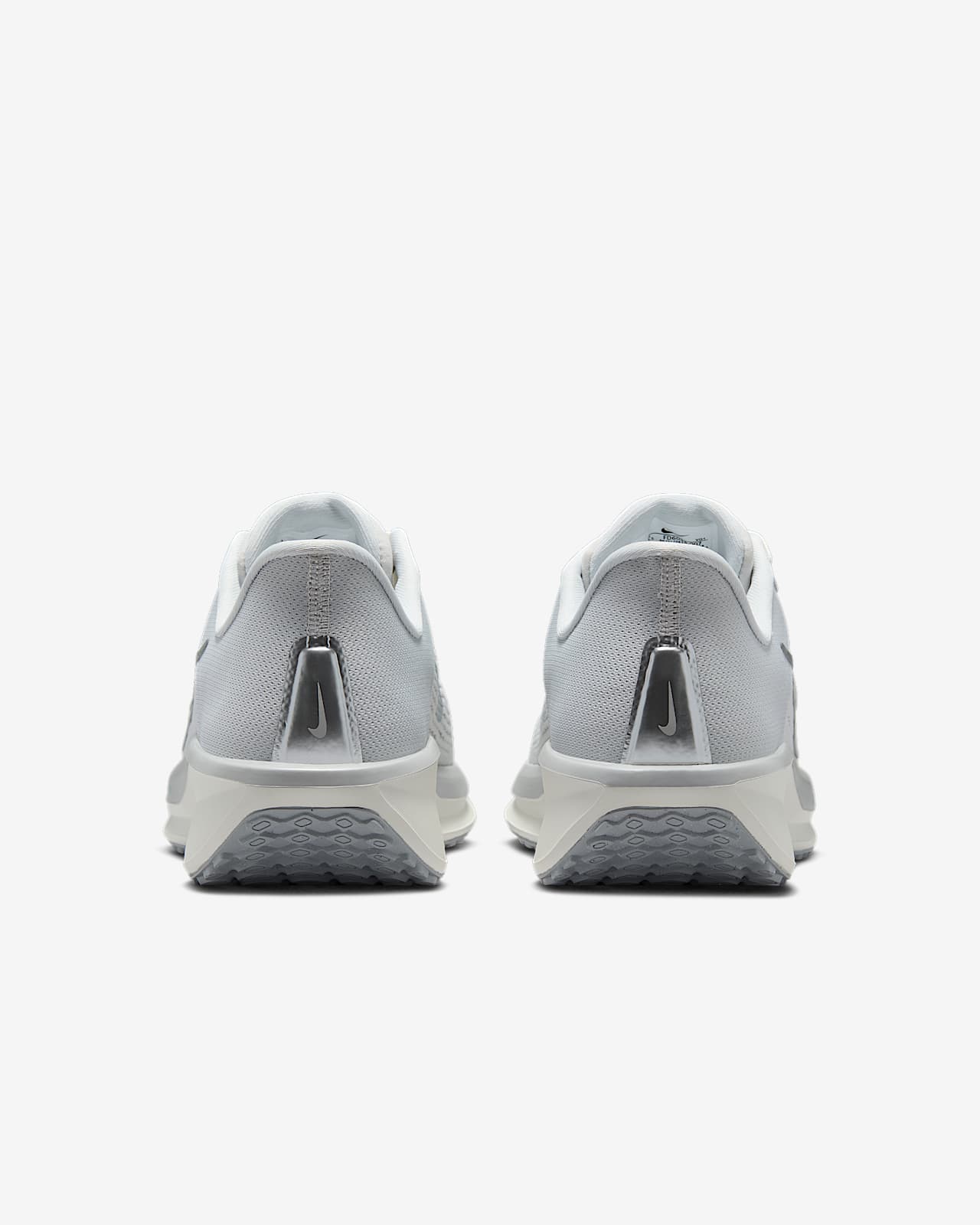 nike quest 6 女子柔软回弹公路跑步鞋