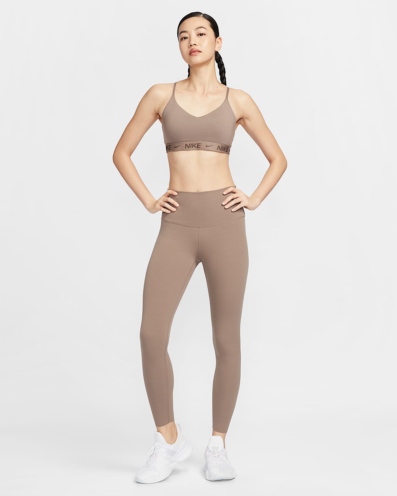Nike Zenvy 女子软糯塑型低强度包覆速干高腰紧身裤