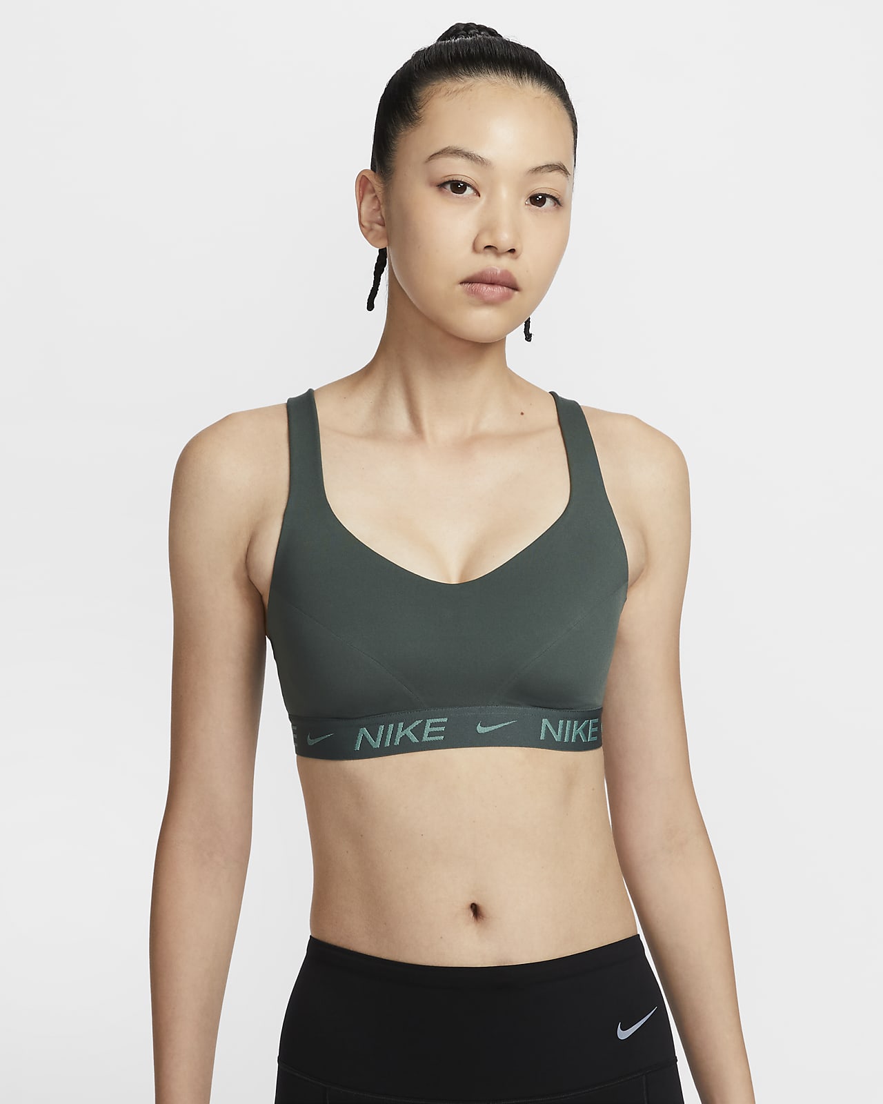 Nike Indy 女子高强度支撑透气速干衬垫可调节运动内衣