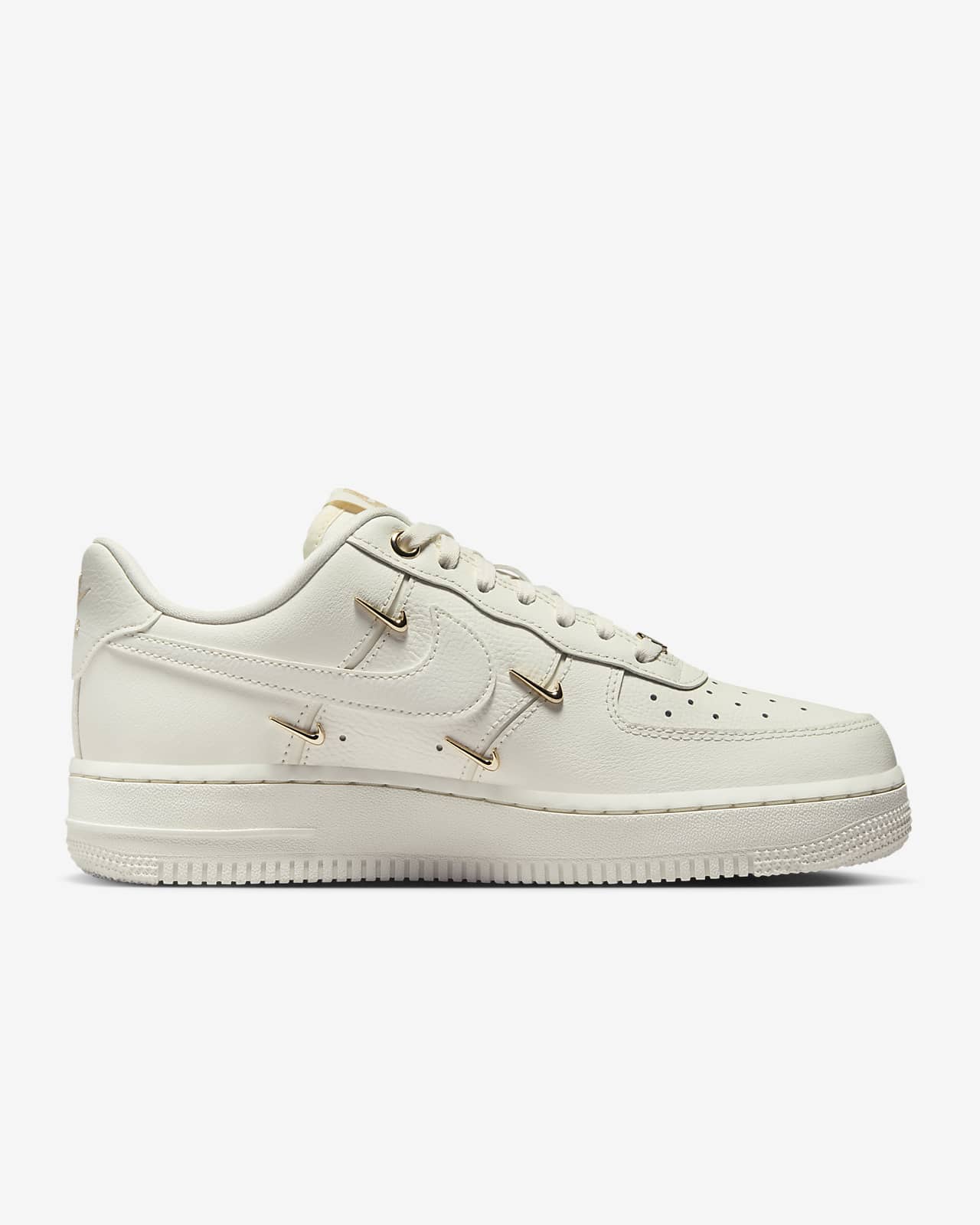 Nike Air Force 1 '07 LX 女子空军一号运动鞋-NIKE 中文官方网站