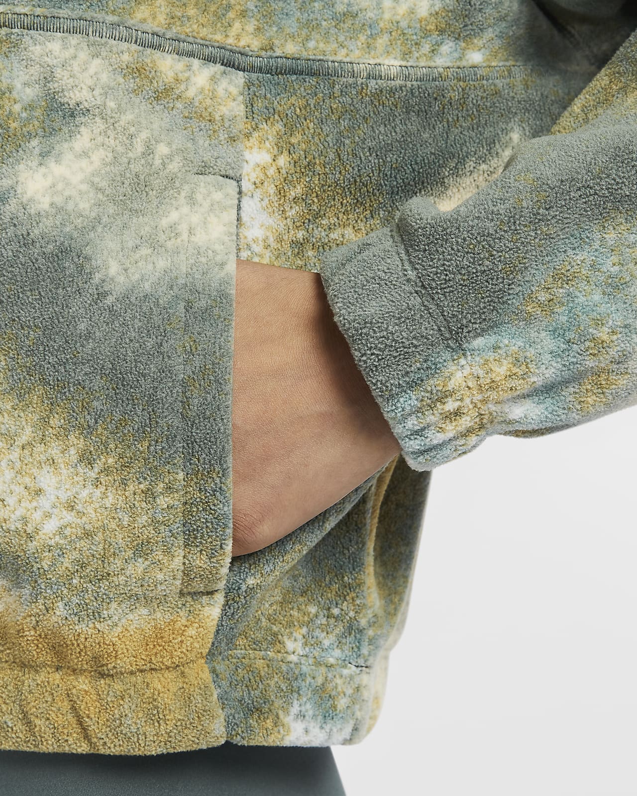 Nike One Therma-FIT 女子Oversize 风半长拉链开襟摇粒绒扎染