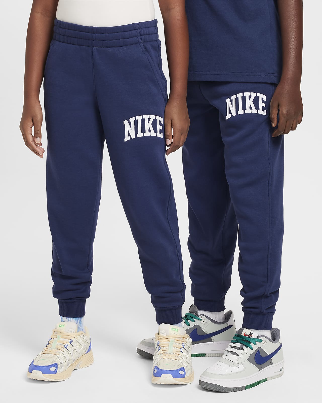 Nike Sportswear Club Fleece 大童加绒长裤