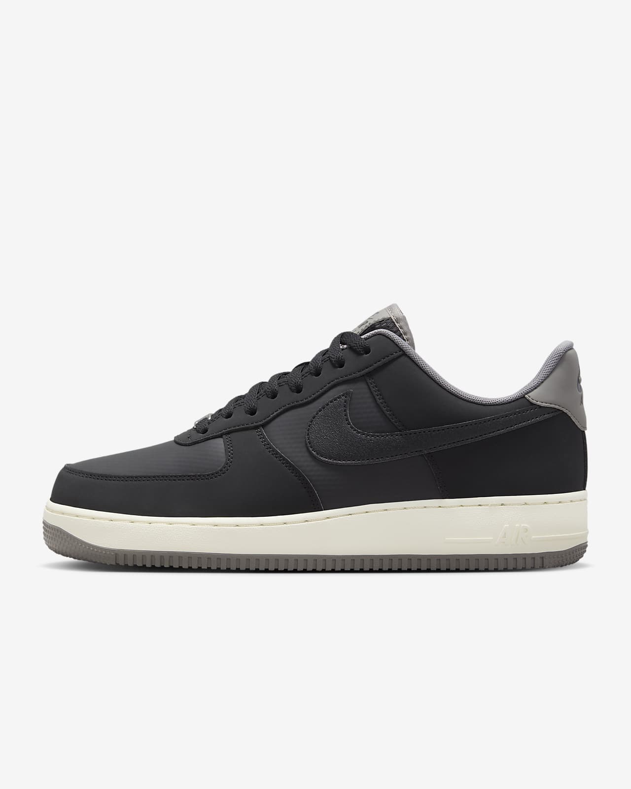 Nike Air Force 1 '07 LV8 男子冬季款空军一号运动鞋板鞋