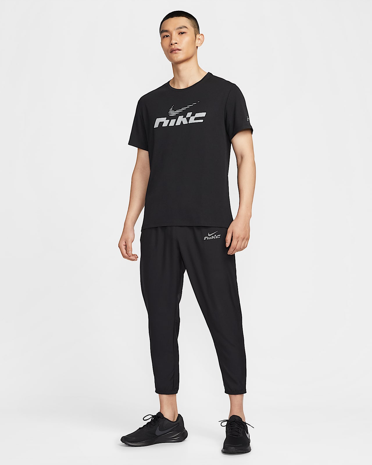 Nike Challenger Flash Dri-FIT 男子速干梭织跑步长裤-NIKE 中文 Nike Challenger Flash Dri-FIT 男子速干梭织跑步长裤-NIKE 中文