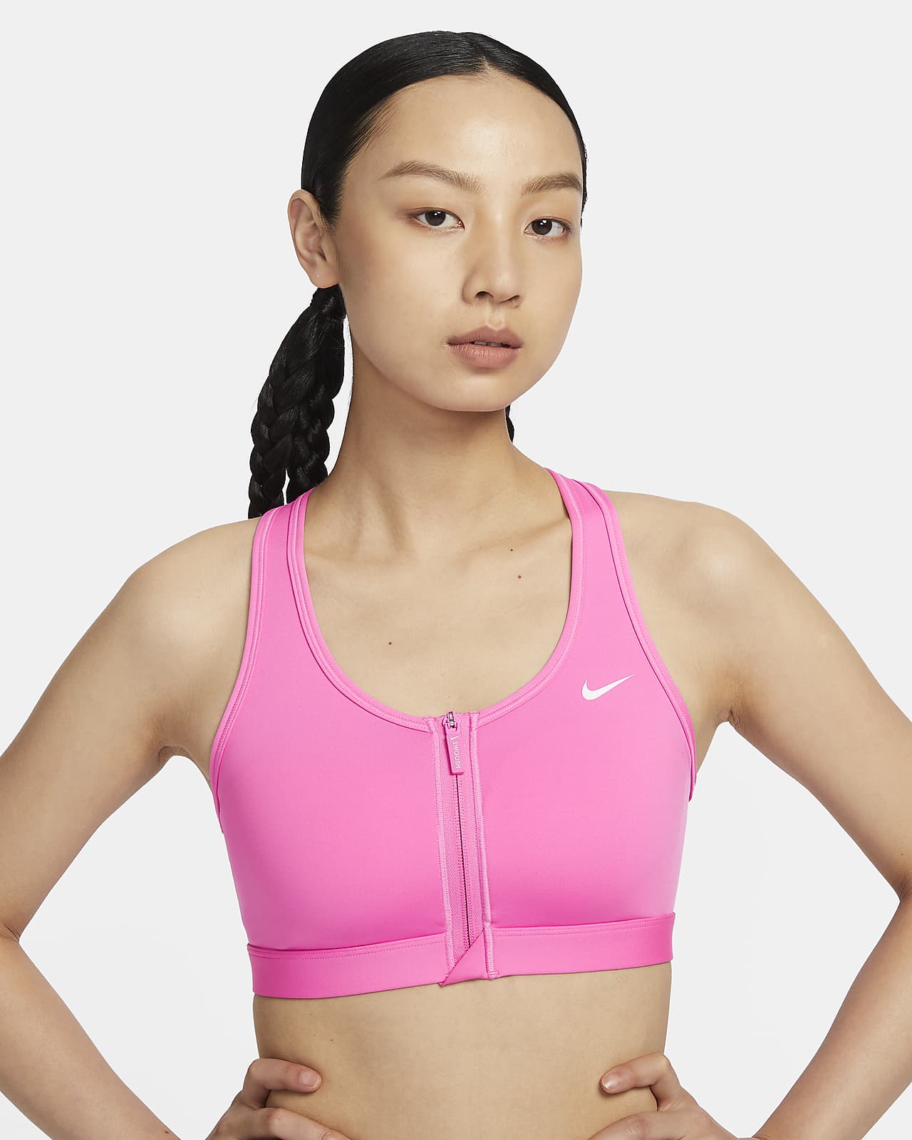 Nike Swoosh 女子中强度支撑速干衬垫前拉链易穿脱运动内衣