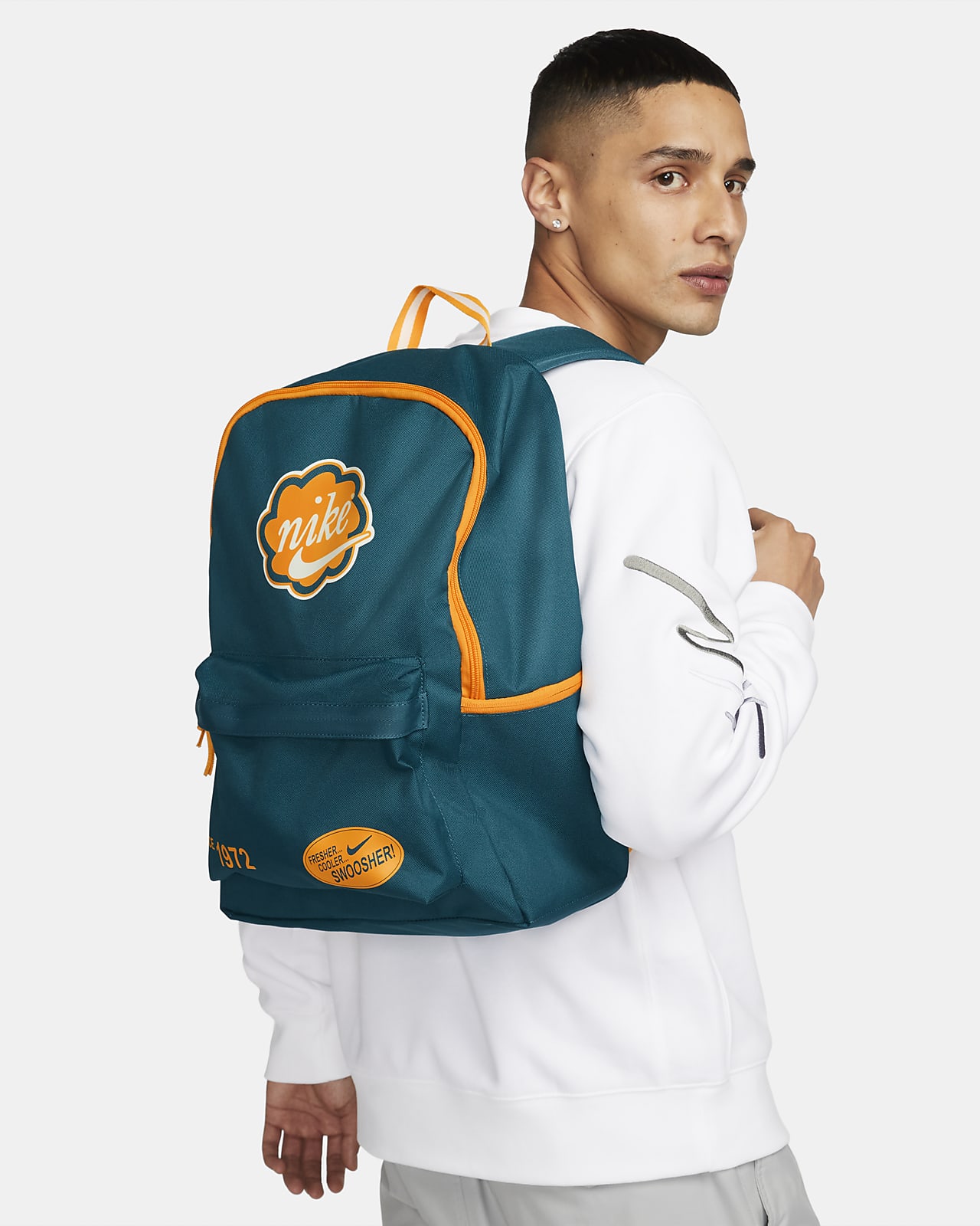 Nike Heritage 双肩包