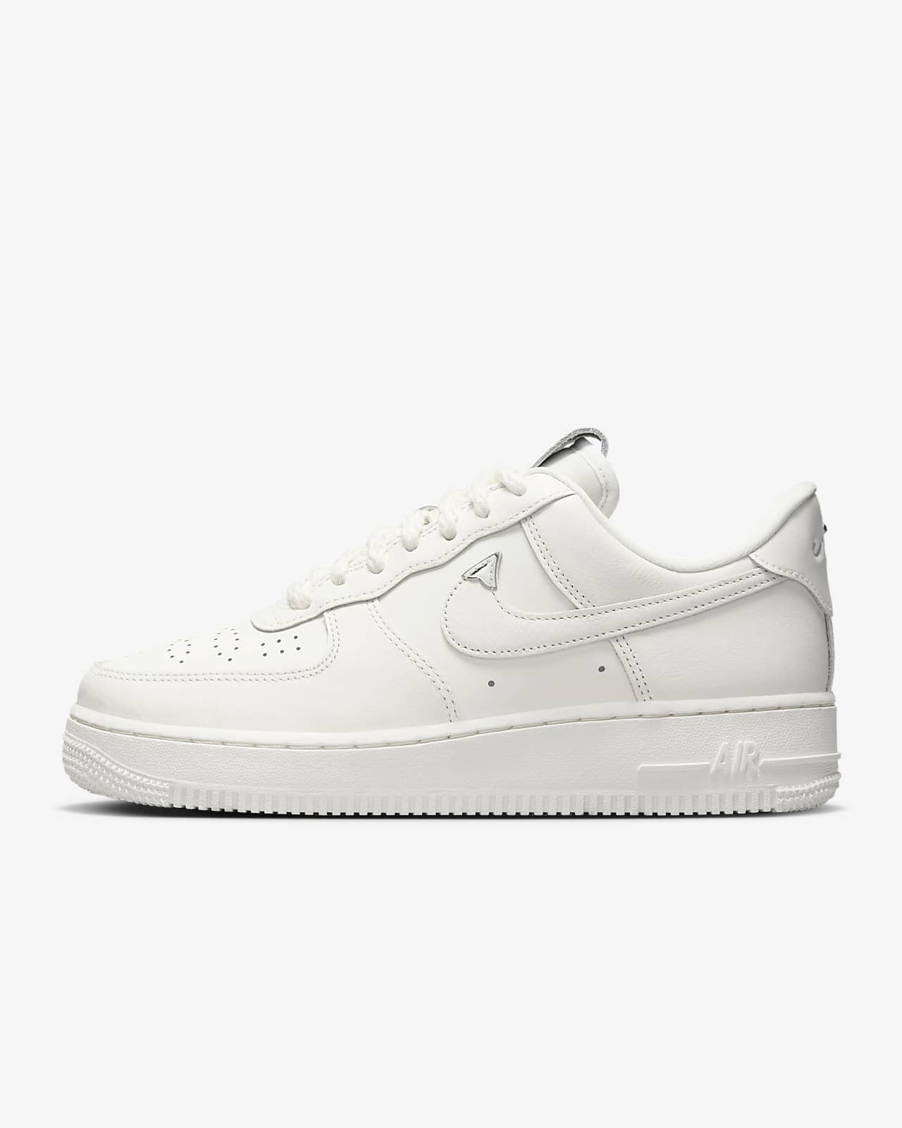 Nike Air Force 1 '07 LV8 女子空军一号运动鞋-NIKE 中文官方网站