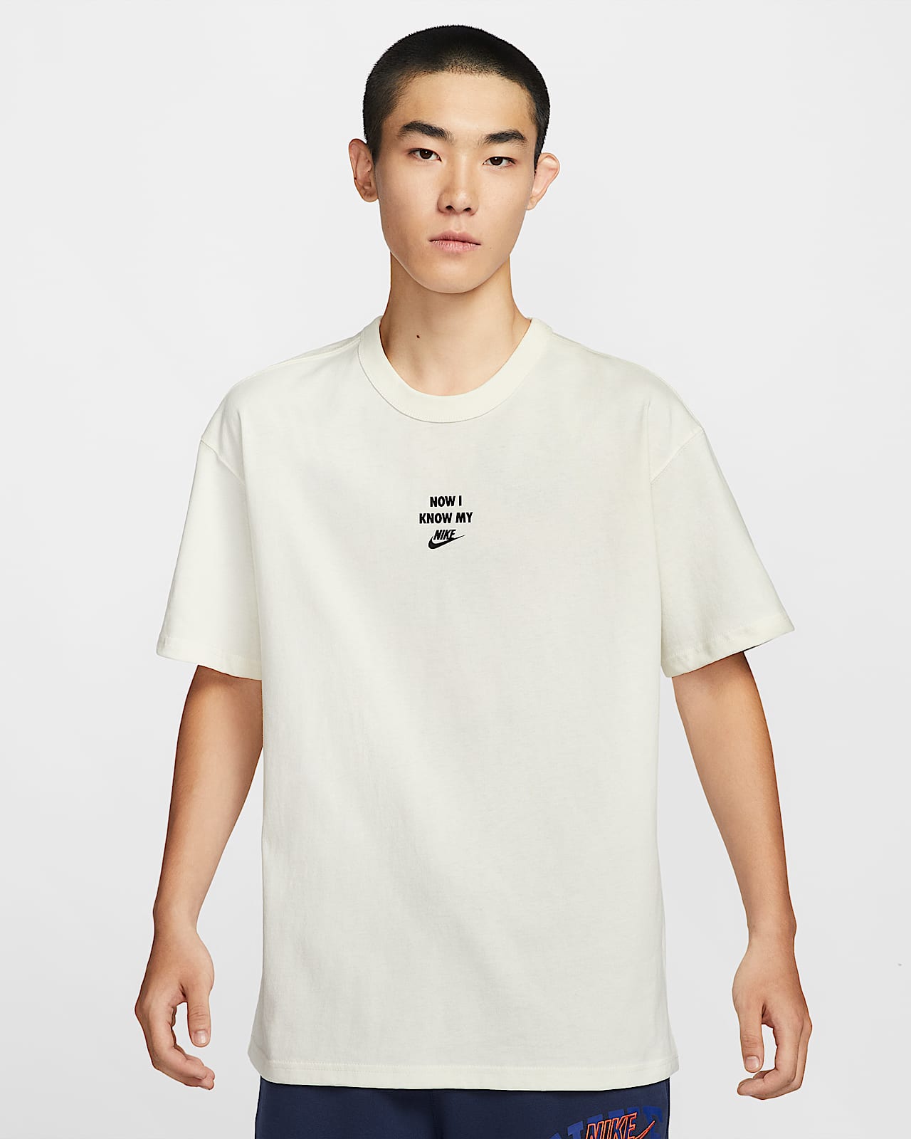 Nike Sportswear Premium Essentials 男子T恤