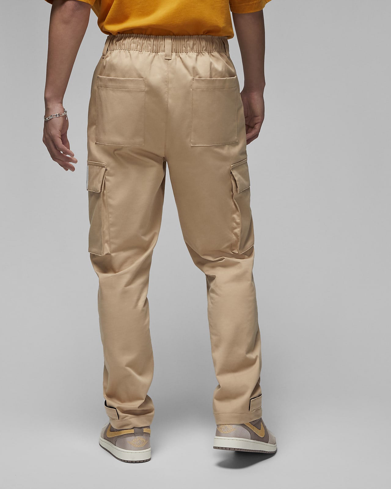 新品未使用】ESSENTIALS TECH PANTS 激安 nods.gov.ag