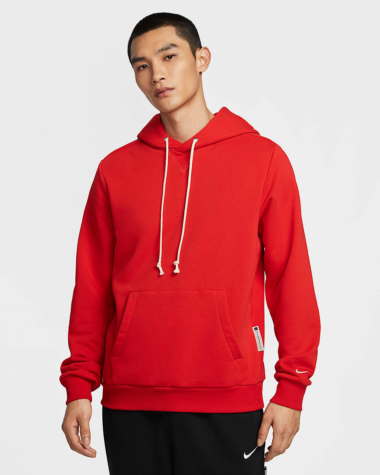 Nike Standard Issue Dri-FIT 男子速干套头篮球连帽衫