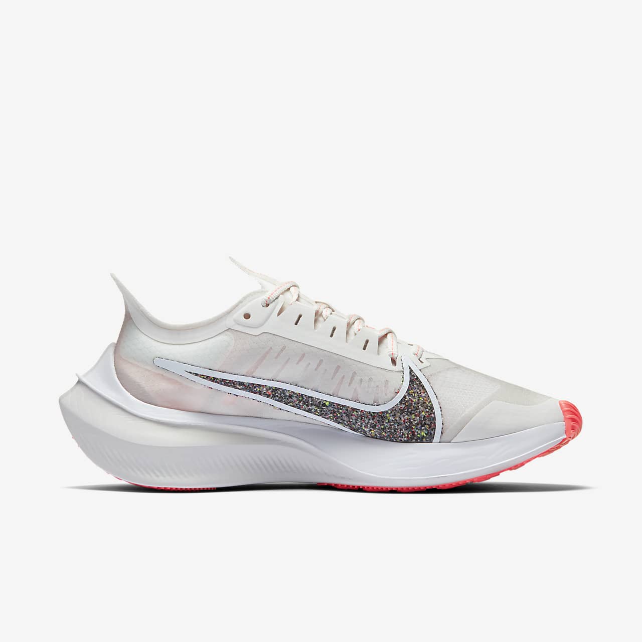 nike zoom gravity 女子跑步鞋