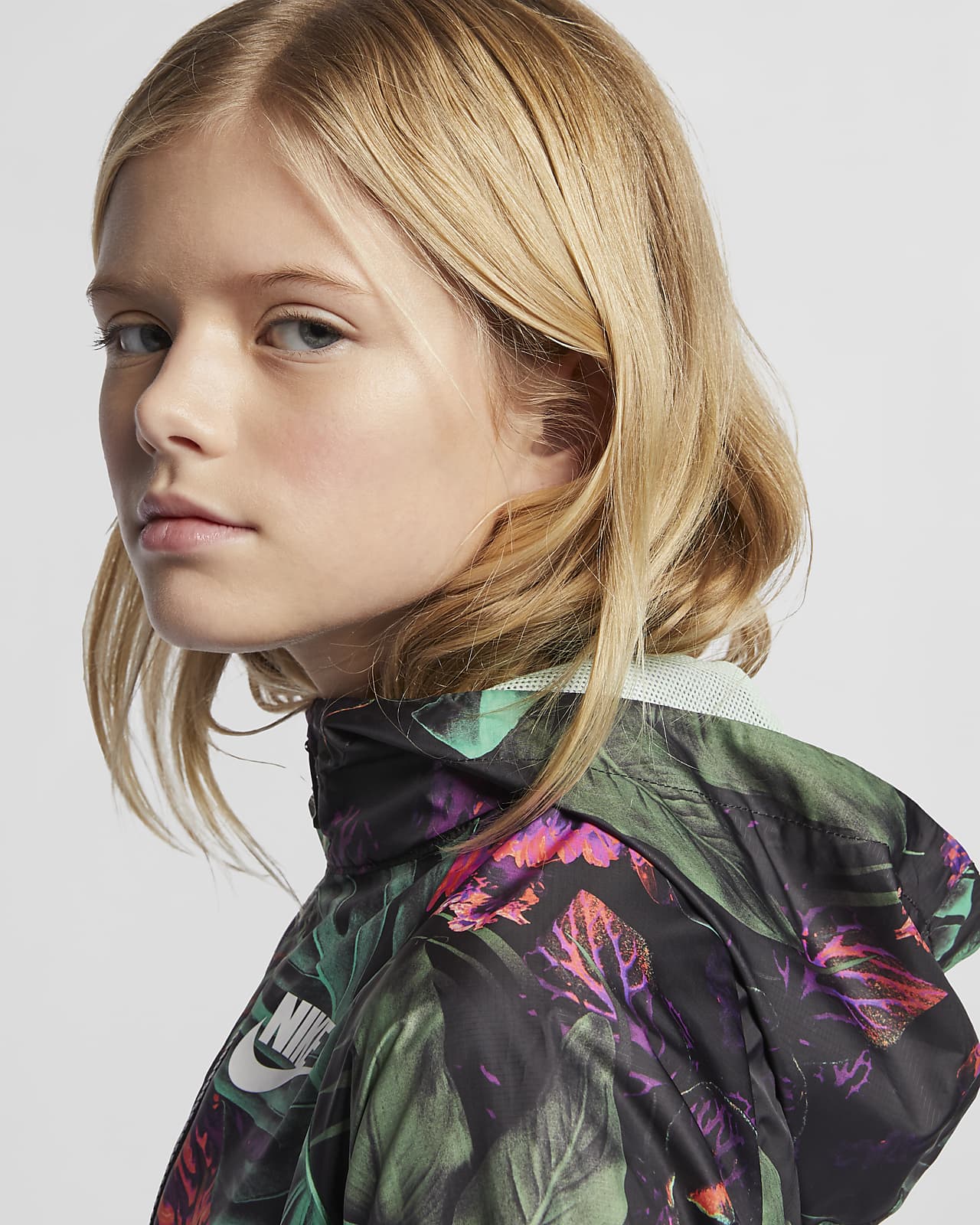 Nike sportswear shop windrunner floral