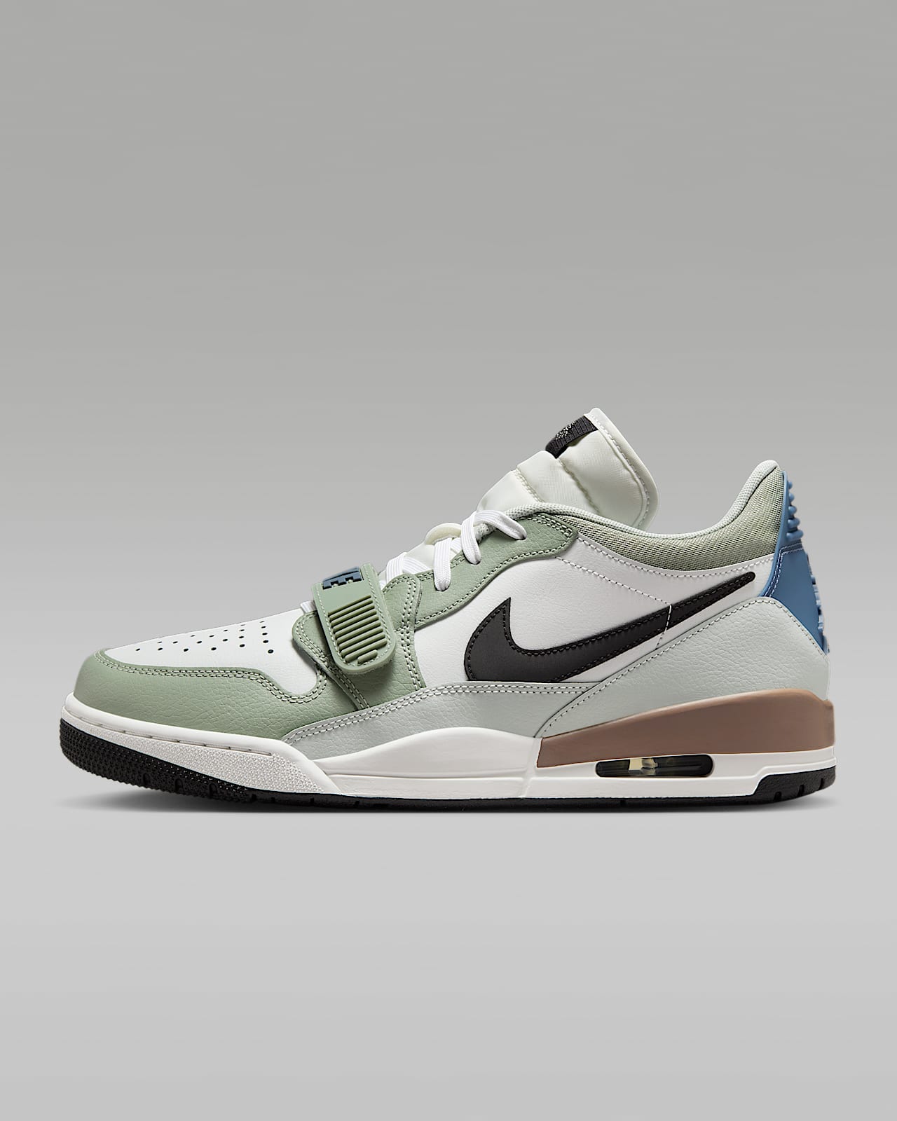 Air Jordan Legacy 312 Low 户外风设计男子运动鞋