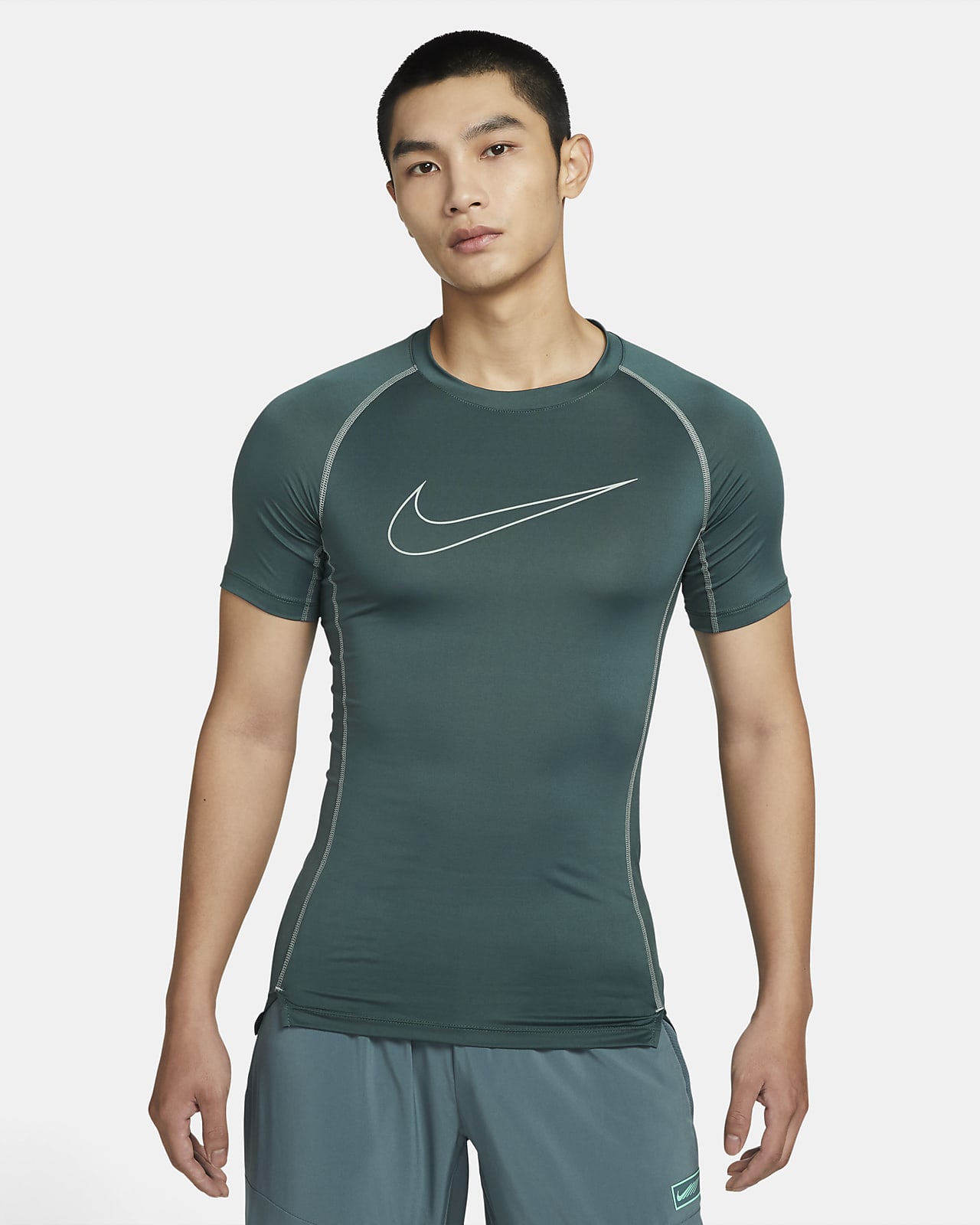 Nike Pro Dri-FIT 男子速干紧身短袖训练上衣