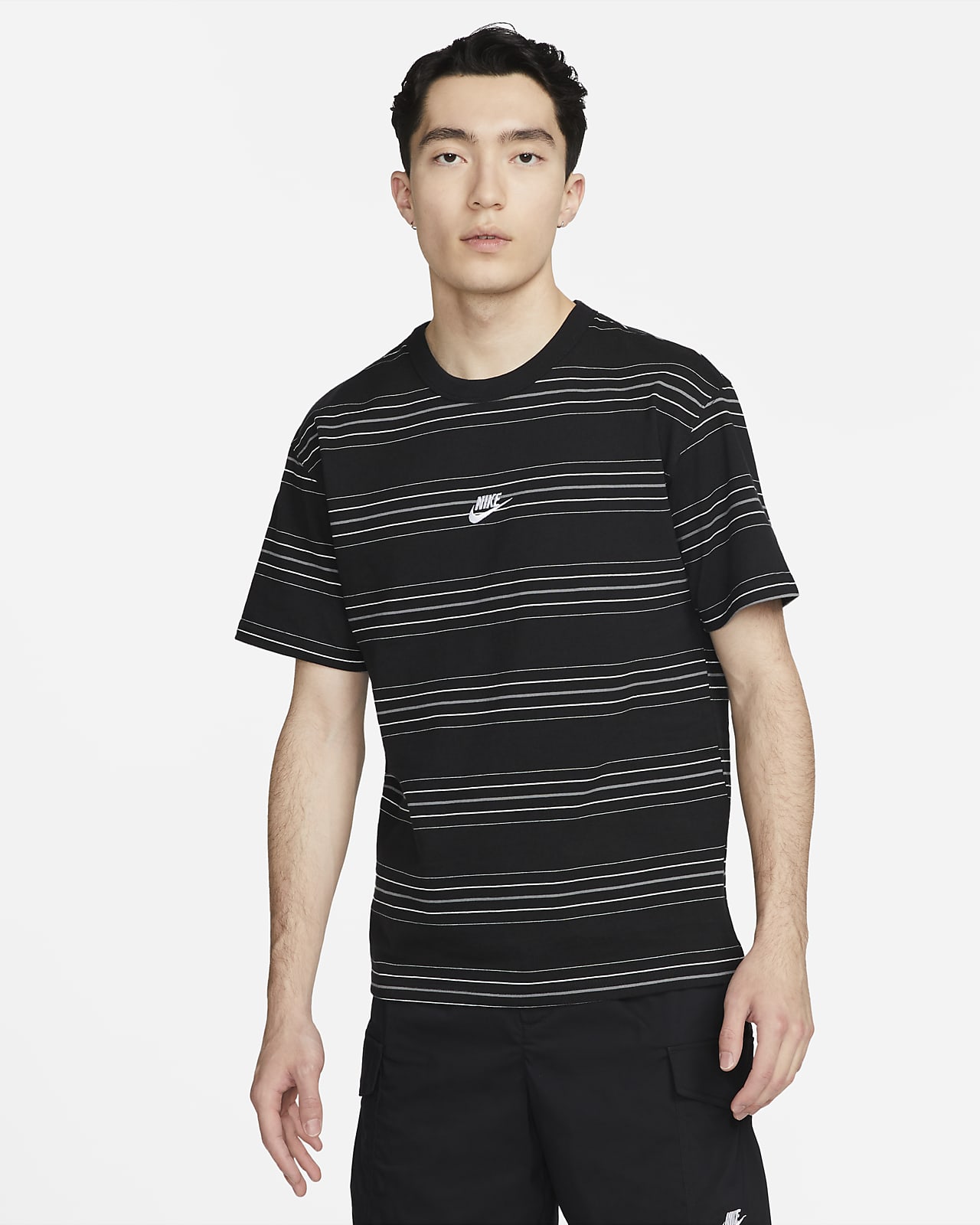 Nike Sportswear Premium Essentials 男子条纹T恤