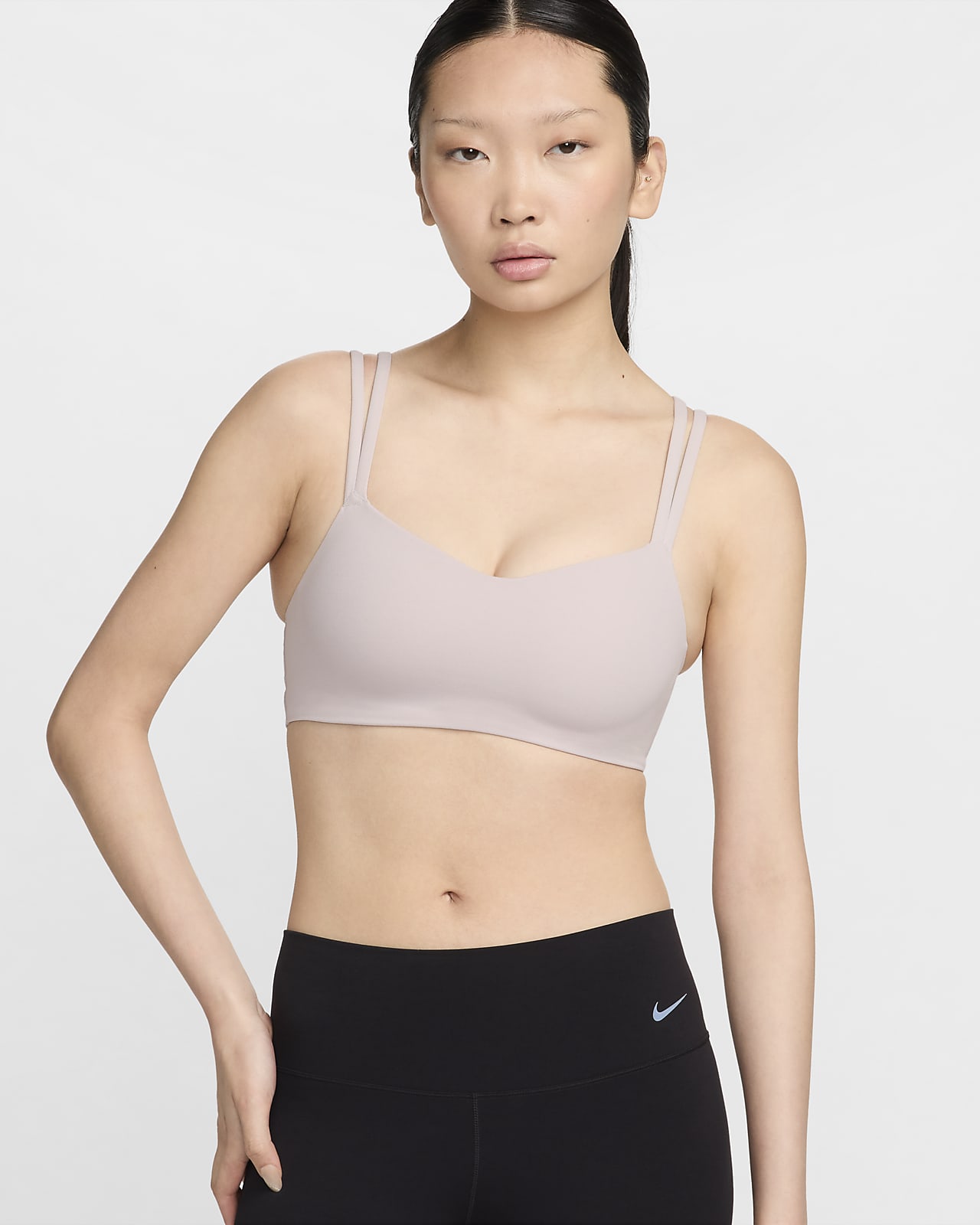 Nike Zenvy Strappy 女子柔软包裹低强度支撑速干衬垫运动内衣