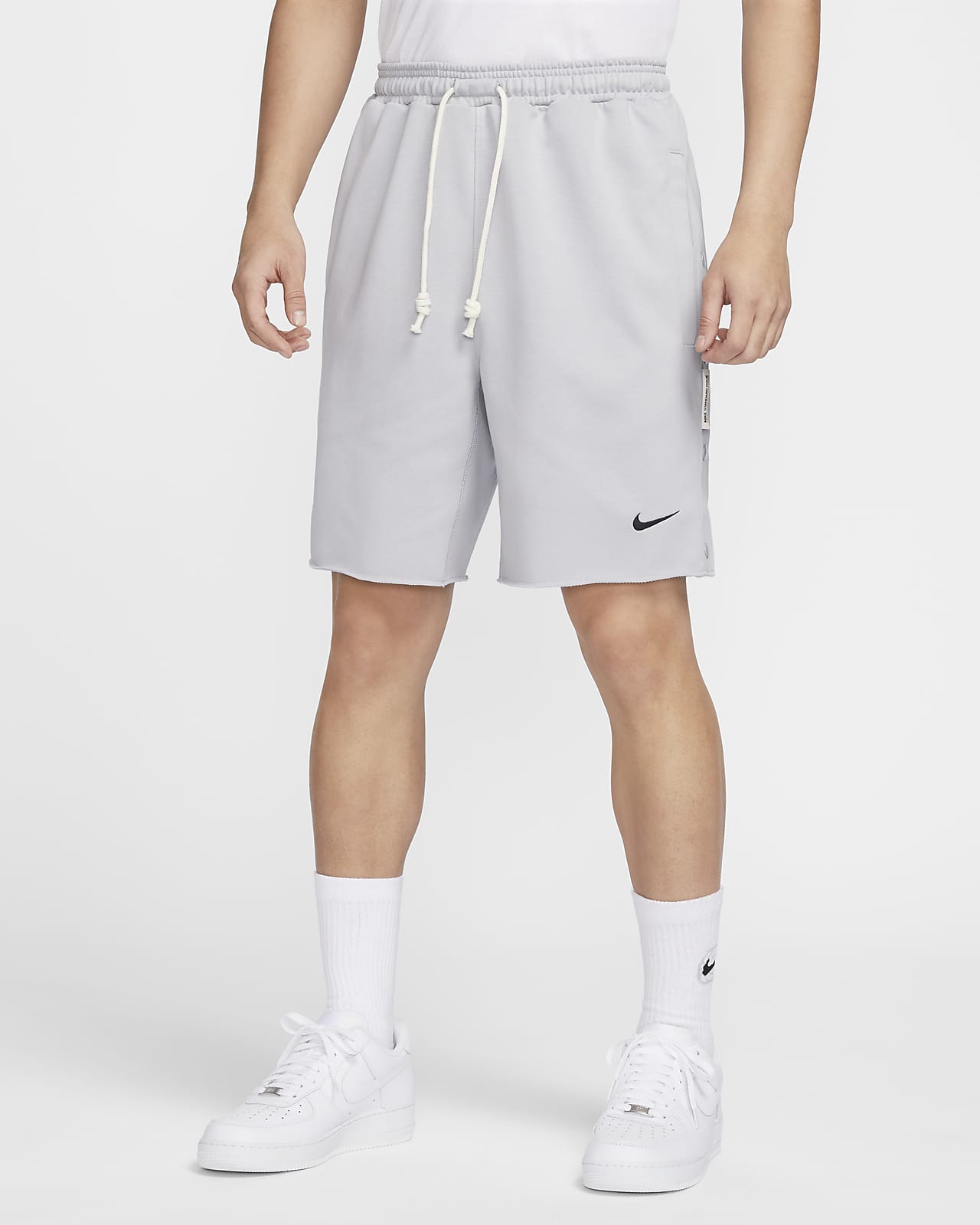 Nike Standard Issue Dri-FIT 男子速干篮球短裤