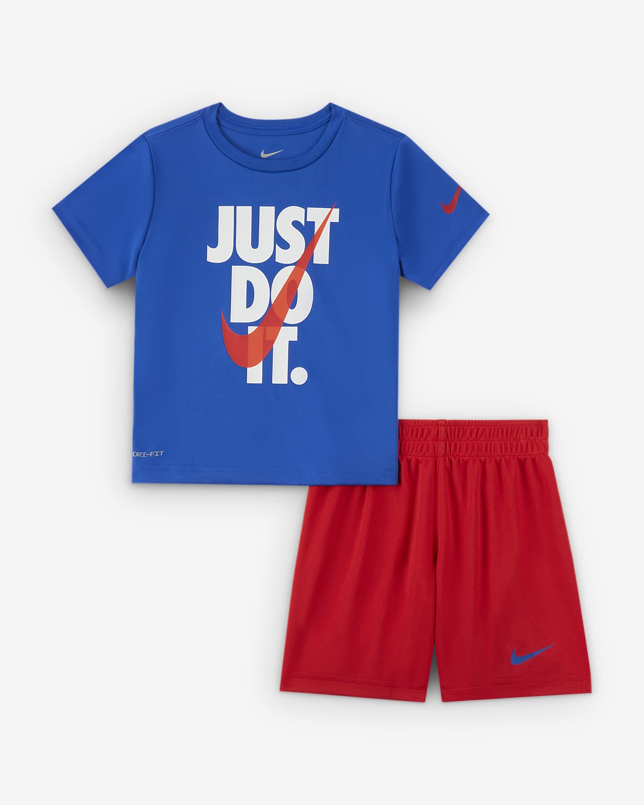 Nike 婴童速干T恤和短裤套装