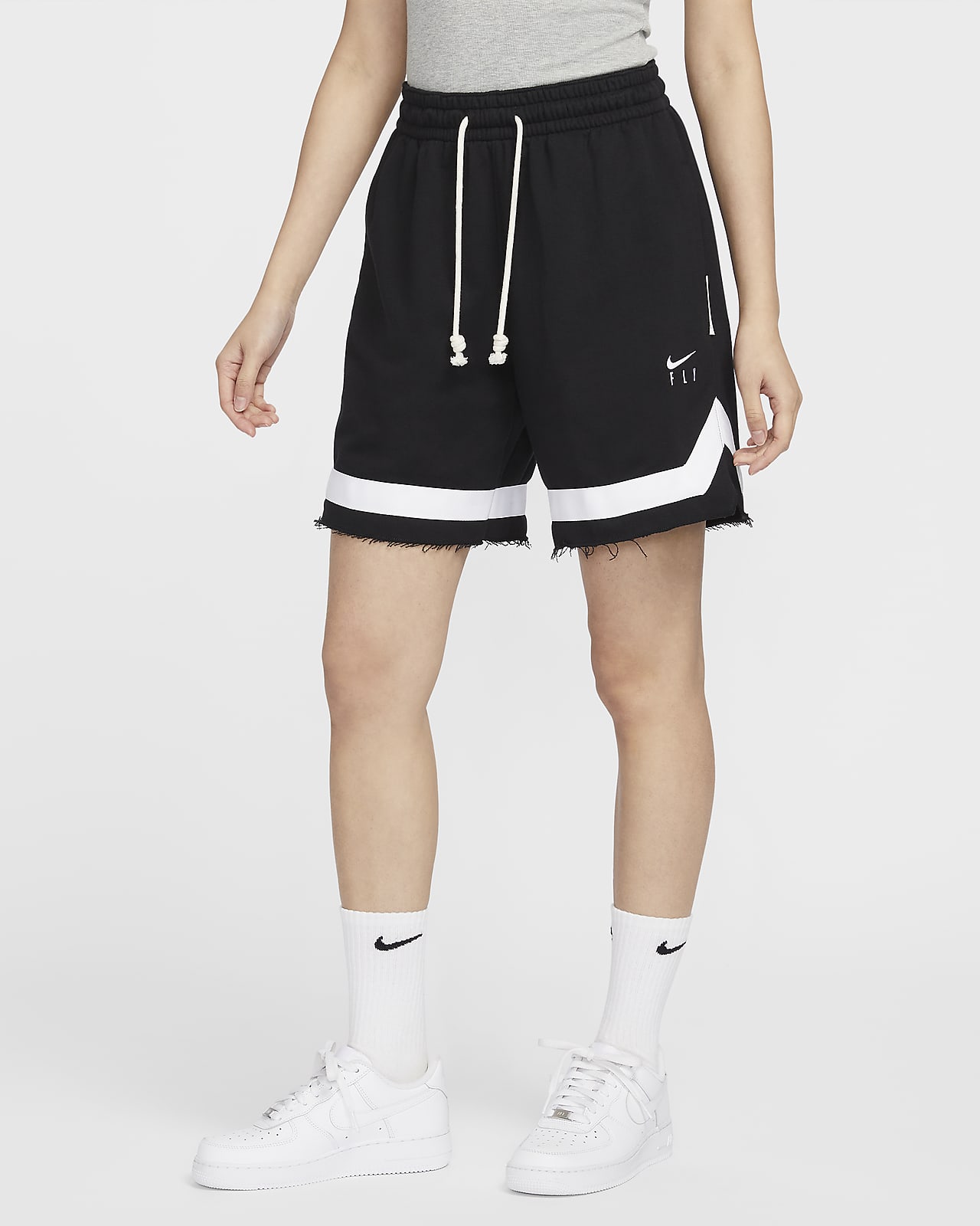 Nike Swoosh Fly 女子速干法式毛圈篮球短裤