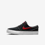 Nike SB Stefan Janoski 大童滑板鞋 - 黑/黑/山峰白/大学红