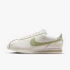 Nike Cortez Leather 女子运动鞋 - 帆白/浅橄榄绿