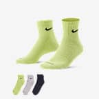 Nike Everyday Plus Lightweight 速干训练短袜（3 双） - 多色