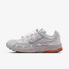 Nike P-6000 男子运动鞋 - 山峰白/篝火橙/黑/浅骨色