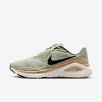 雾杉木绿/亚麻/帆白/黑云衫绿