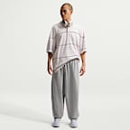 调色暗灰/浅烟灰/白色