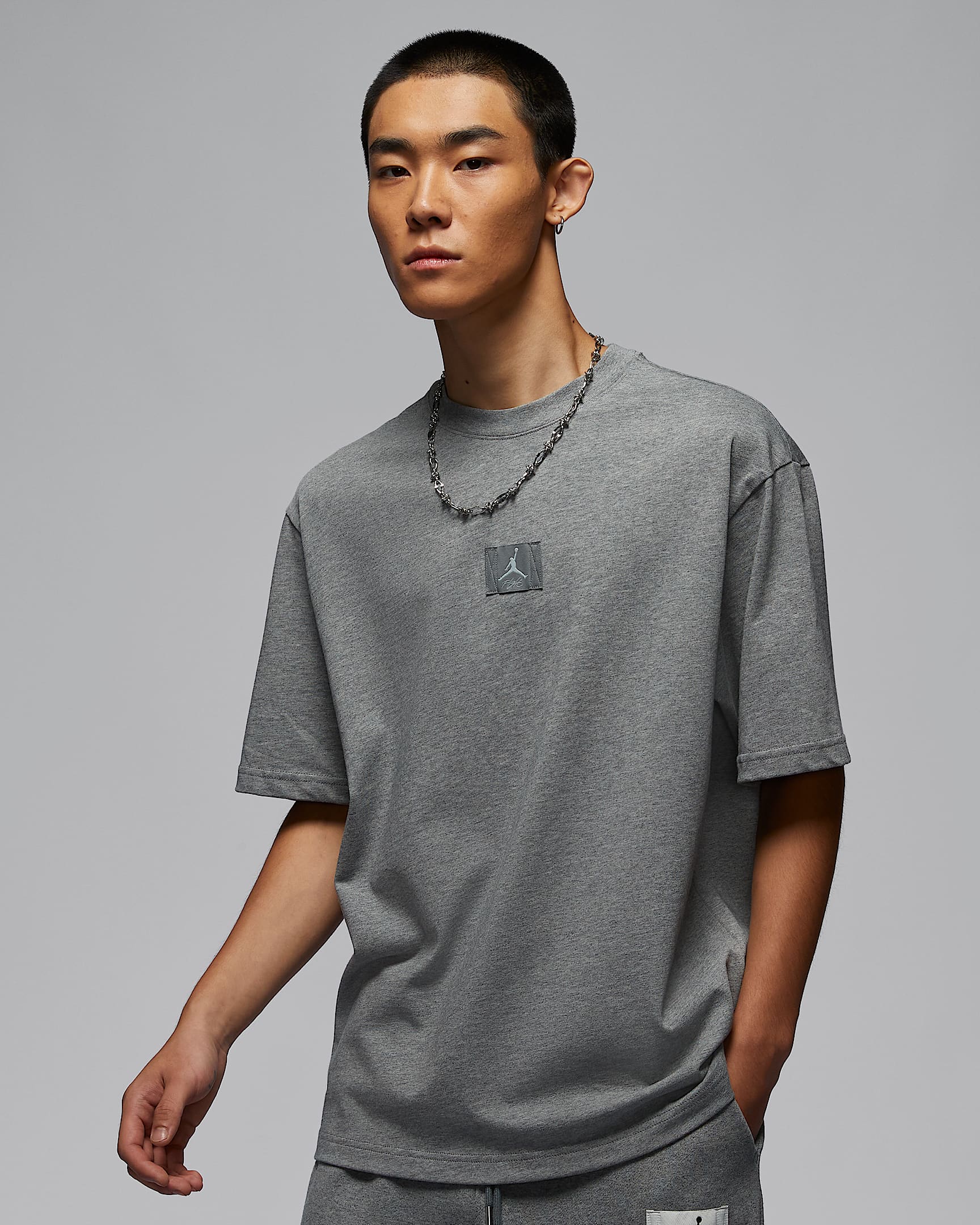 Jordan Flight Essentials 85 男子T恤 - 碳素灰