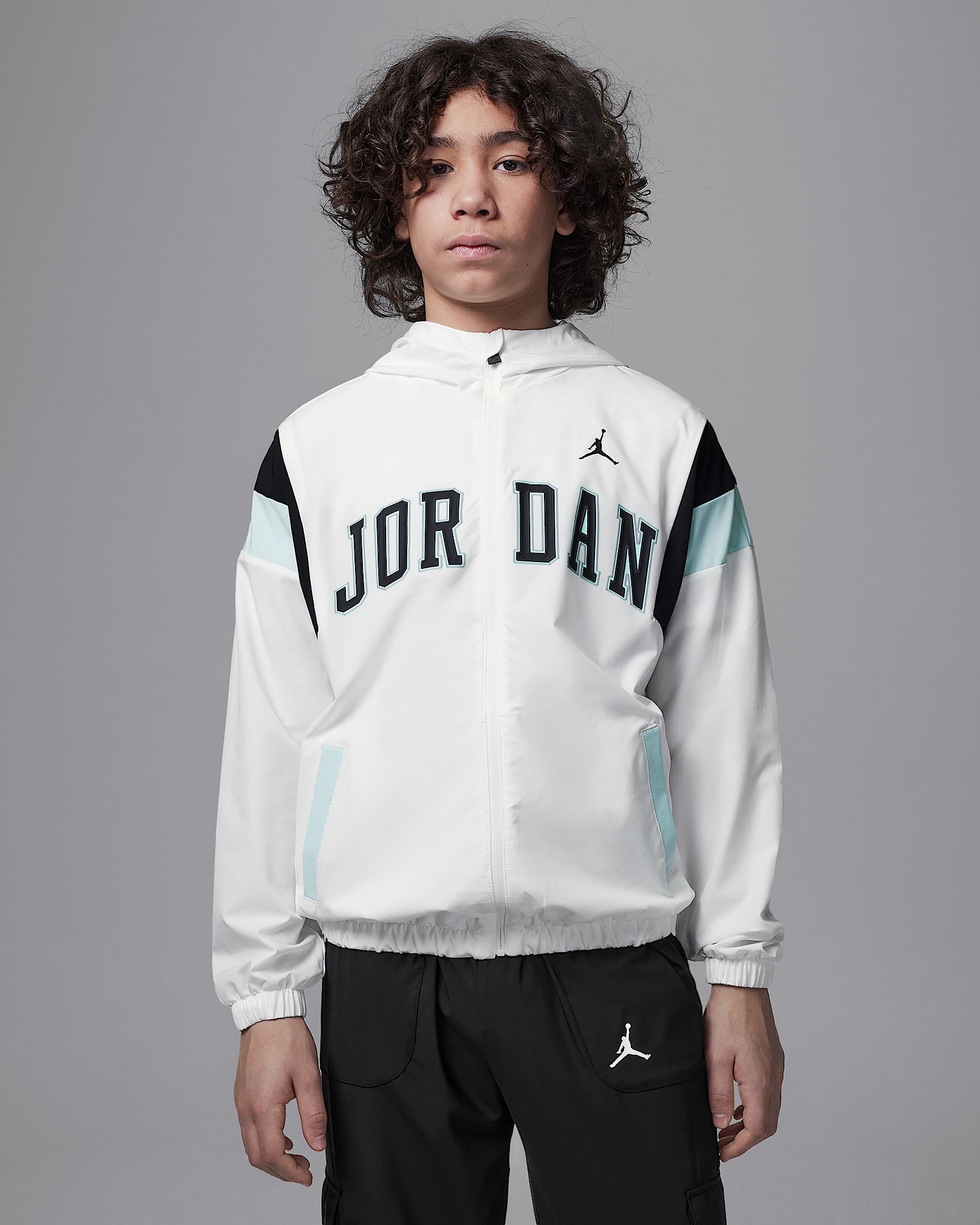 Jordan 大童凉感梭织夹克防晒衣 - 帆白