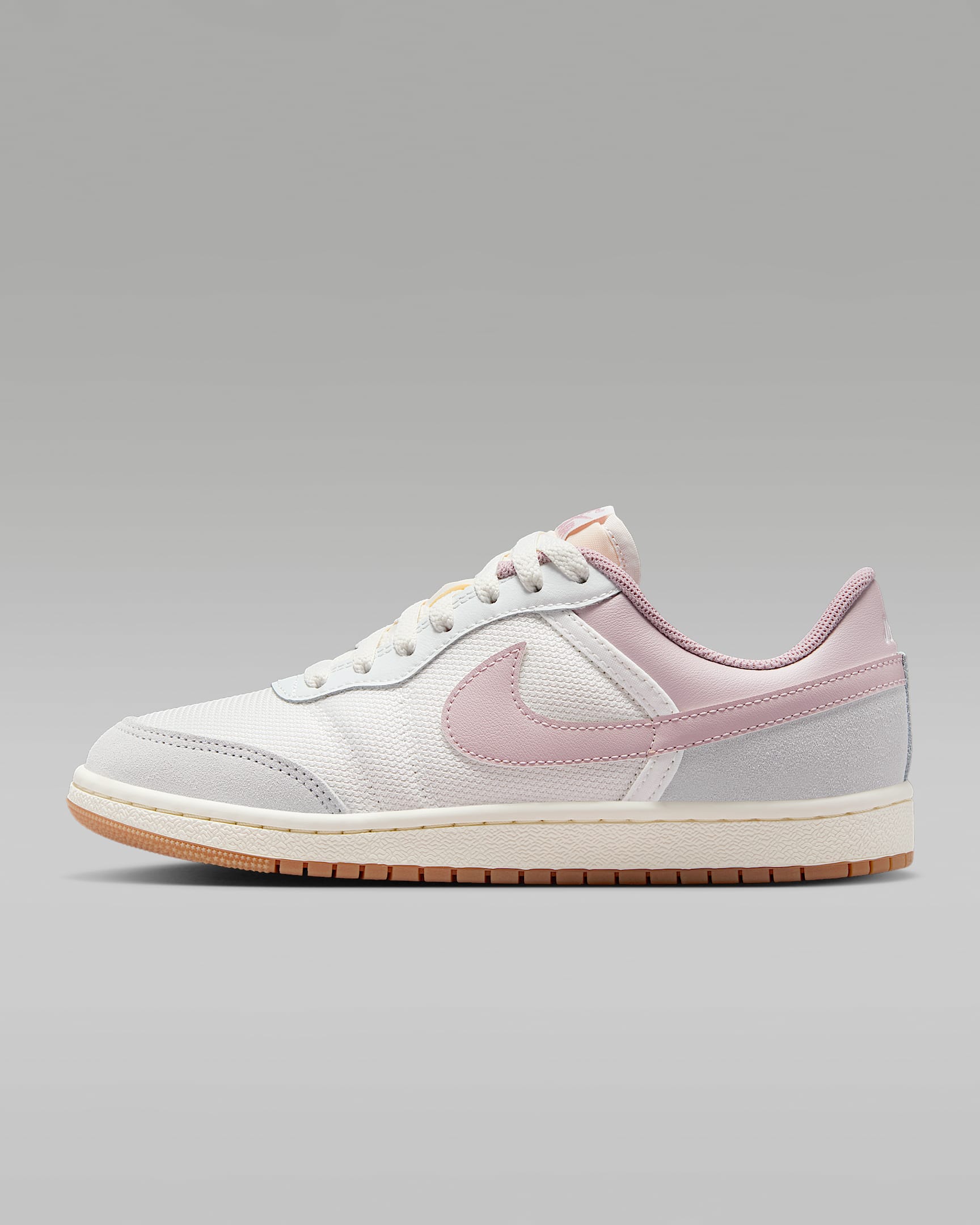 Air Jordan Skyline Low 女子运动鞋 - 山峰白/浅灰/帆白/微粒玫瑰红